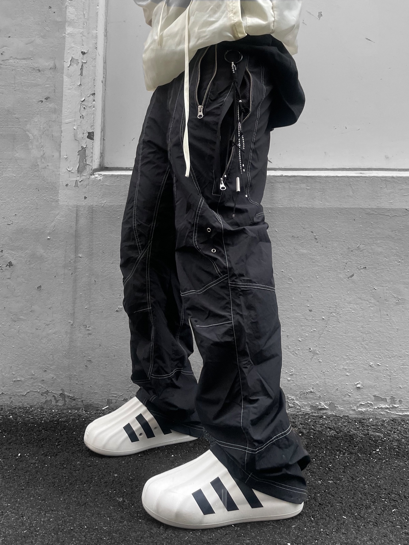 Adidas Adifom Superstar Core White 착용 스타일 - 2