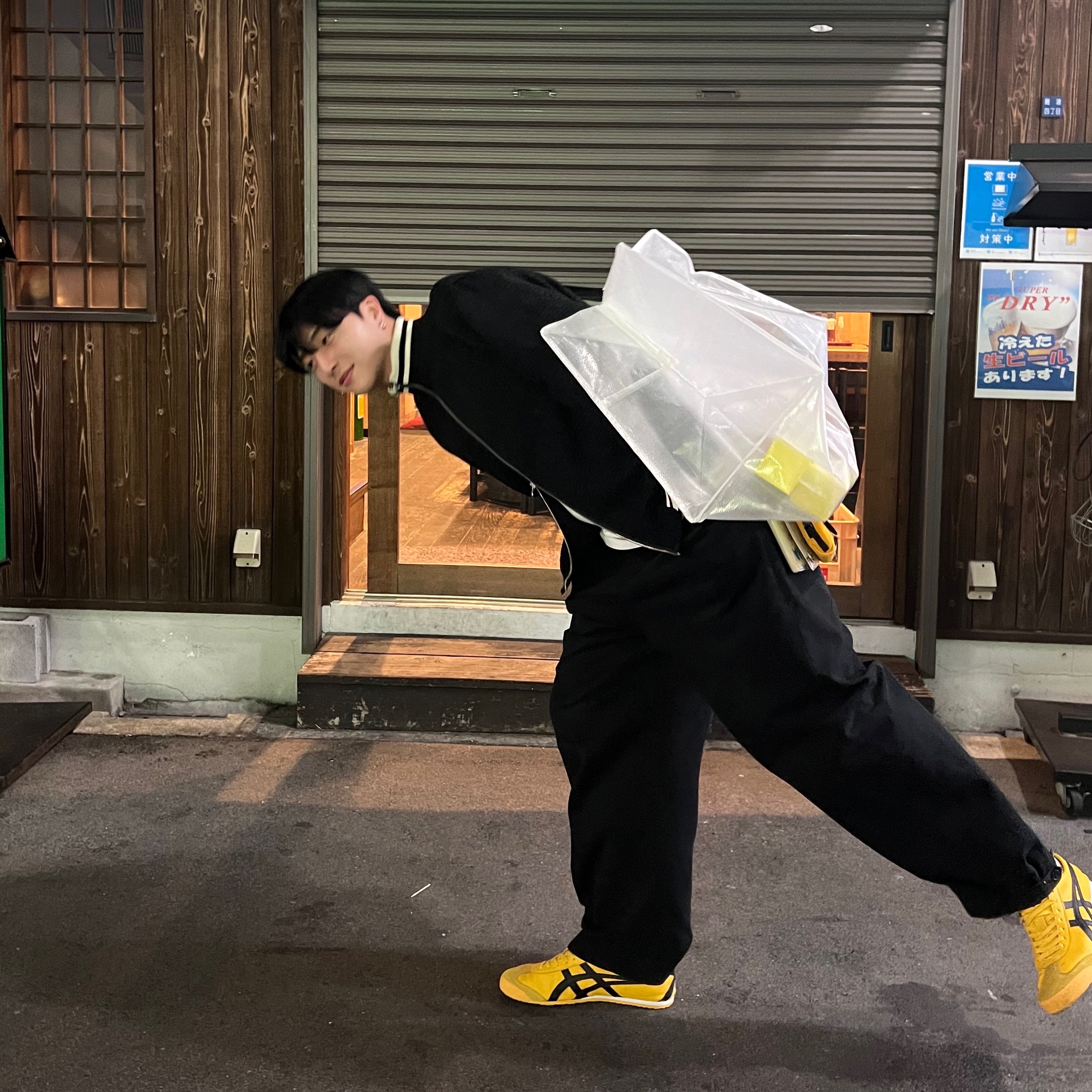Onitsuka Tiger Mexico 66 Yellow Black 착용 스타일