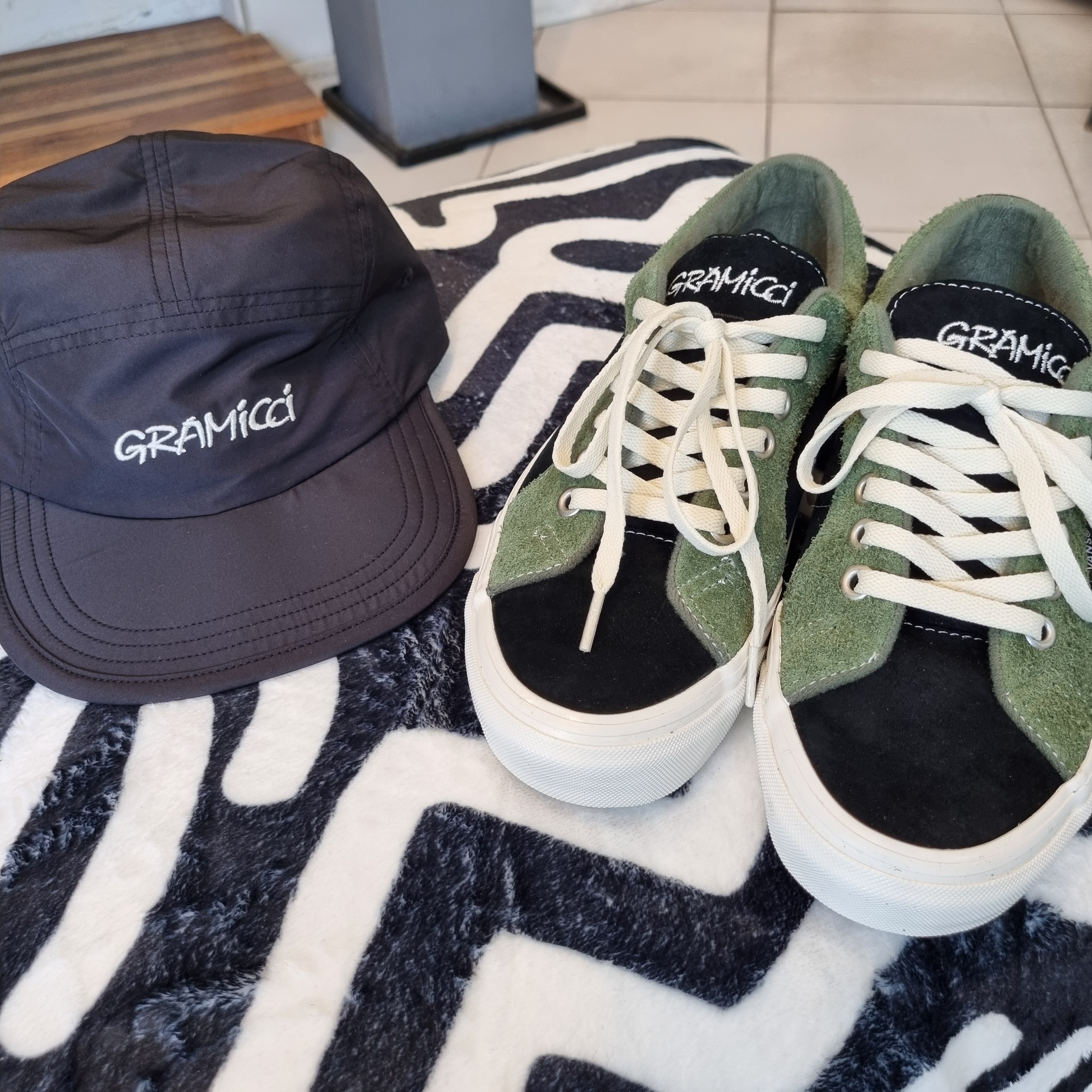 Vans x Gramicci Lampin 86 DX Black Olive 착용 스타일