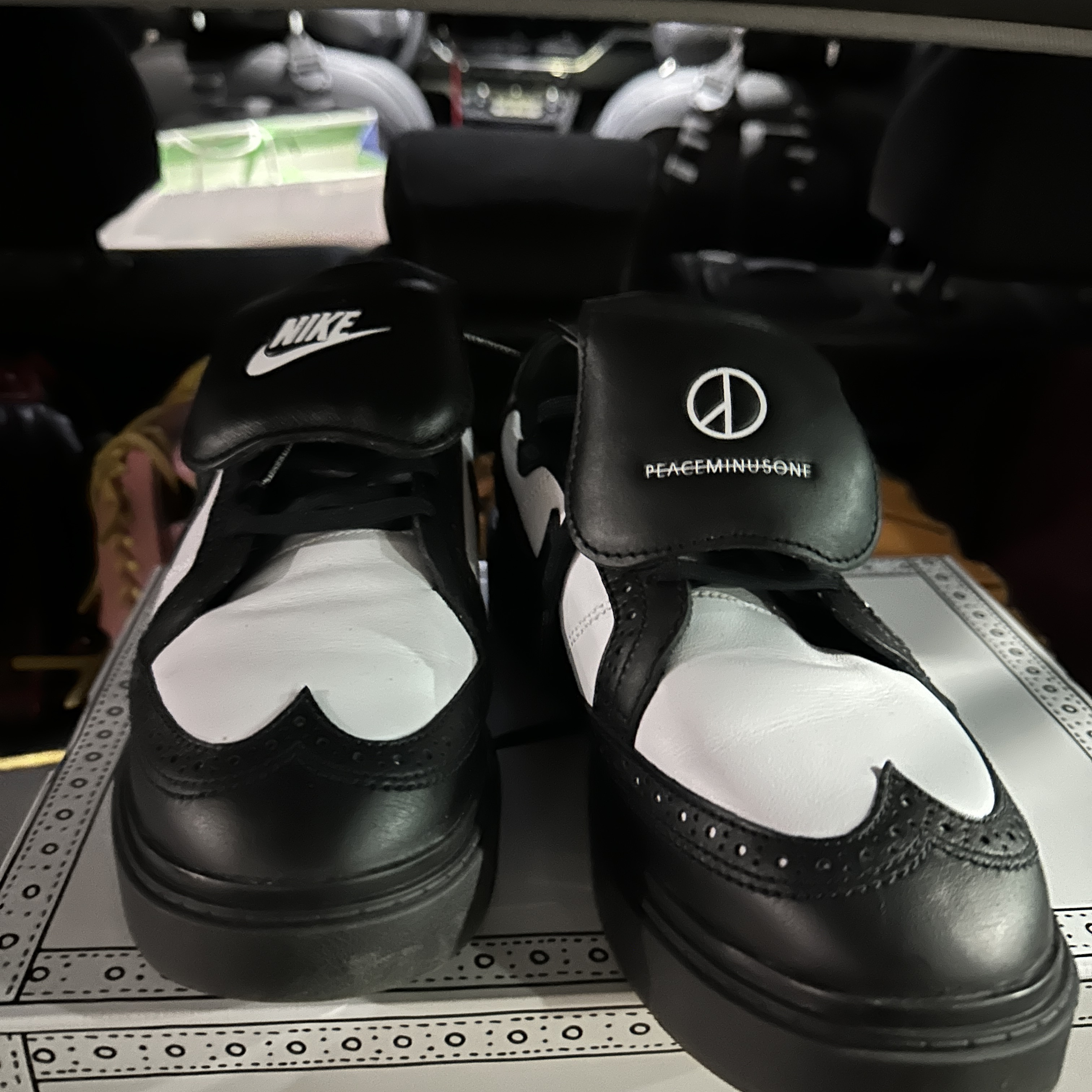 Nike x Peaceminusone Kwondo1 Black and White 착용 스타일 - 4