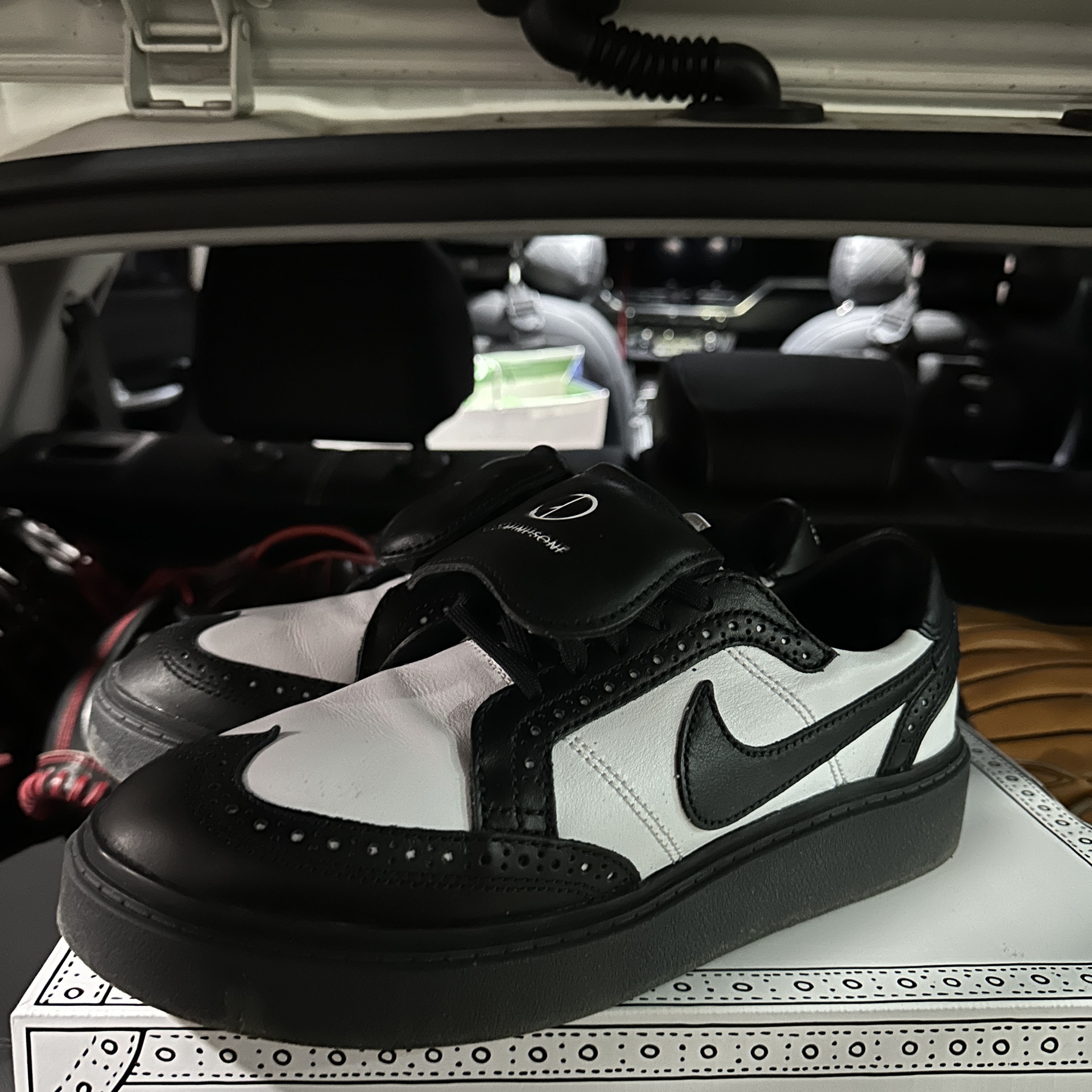 Nike x Peaceminusone Kwondo1 Black and White 착용 스타일 - 3