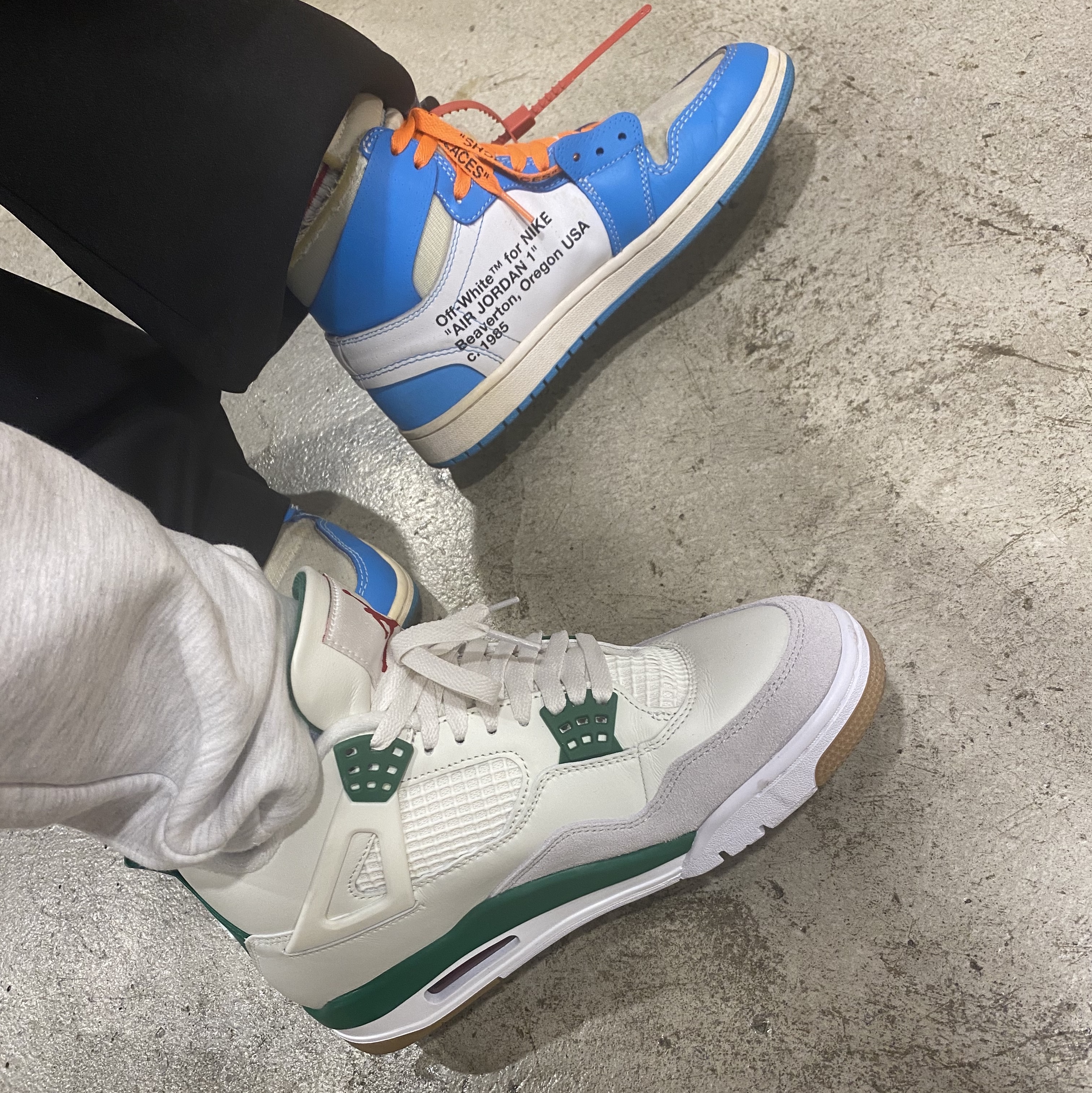 Jordan 1 x Off-White Retro High University Blue, Jordan 4 x Nike SB Retro SP Pine Green 착용 스타일 - 1