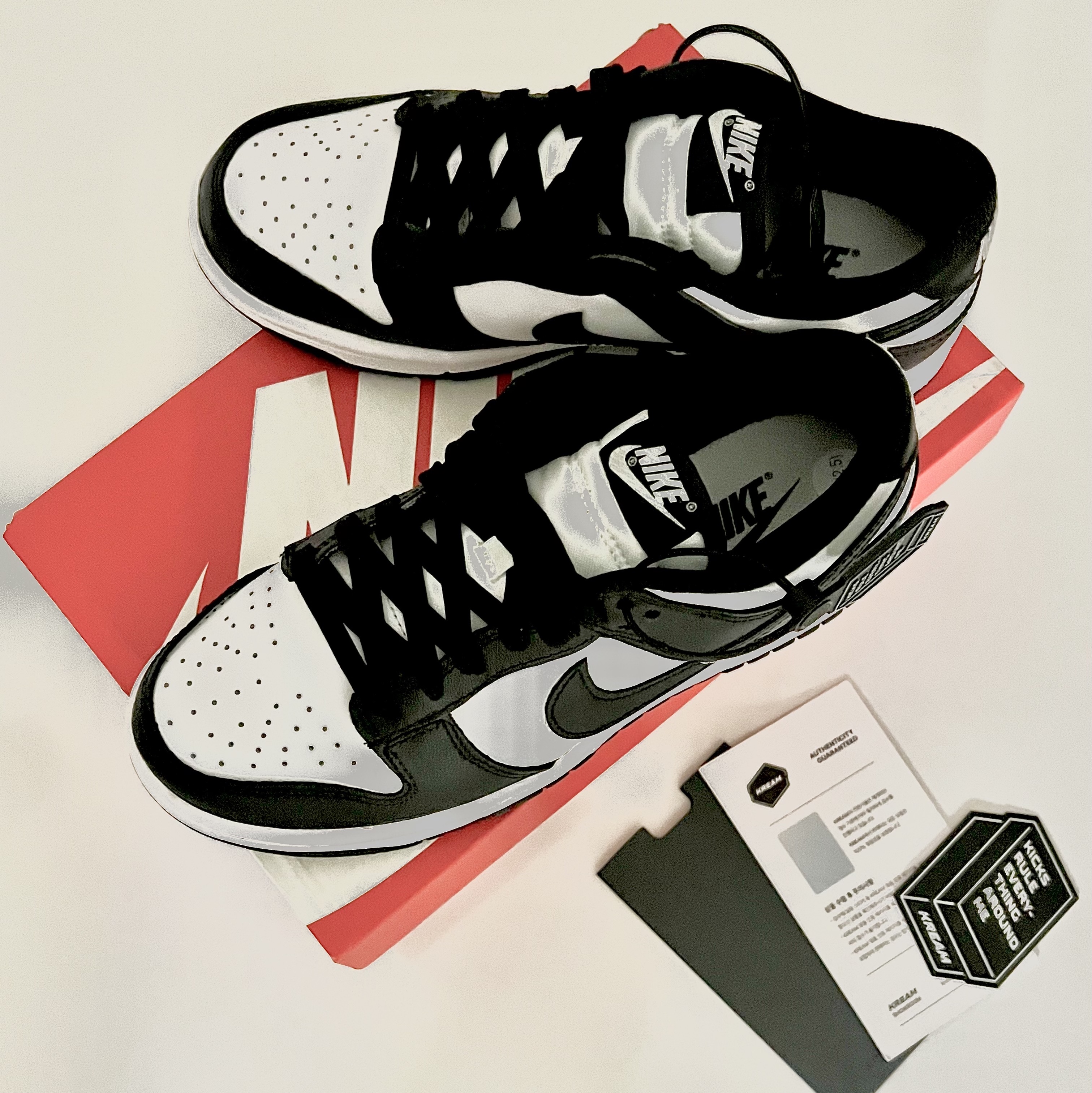 (W) Nike Dunk Low Black 착용 스타일