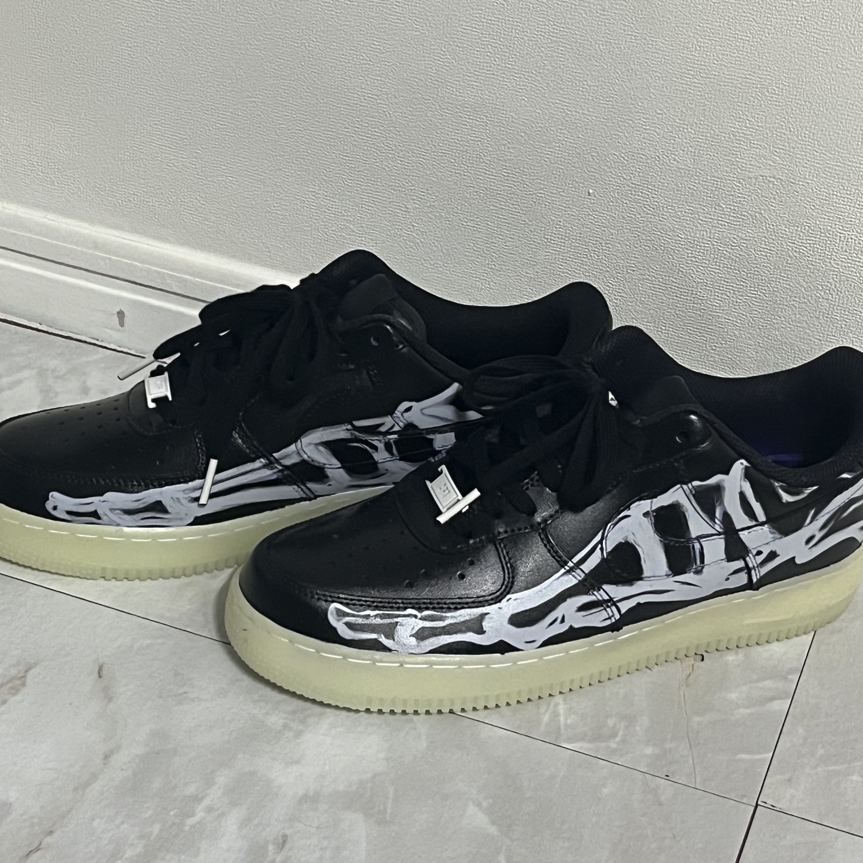 Nike Air Force 1 Low '07 Purple Skeleton 착용 스타일 - 2