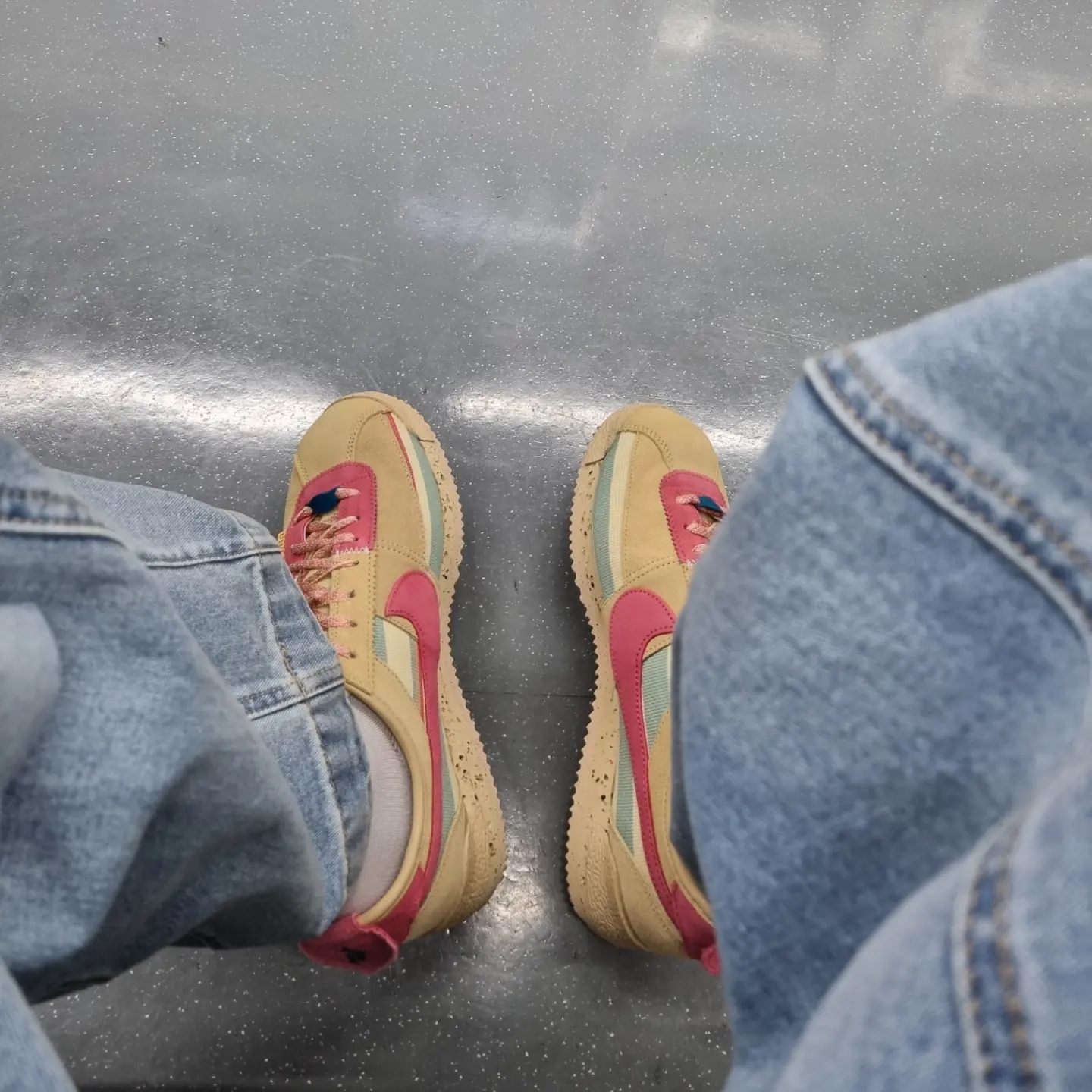 Nike x Union Cortez SP Sesame, Bottega Veneta Lambskin Leather Cassette White 착용 스타일 - 4