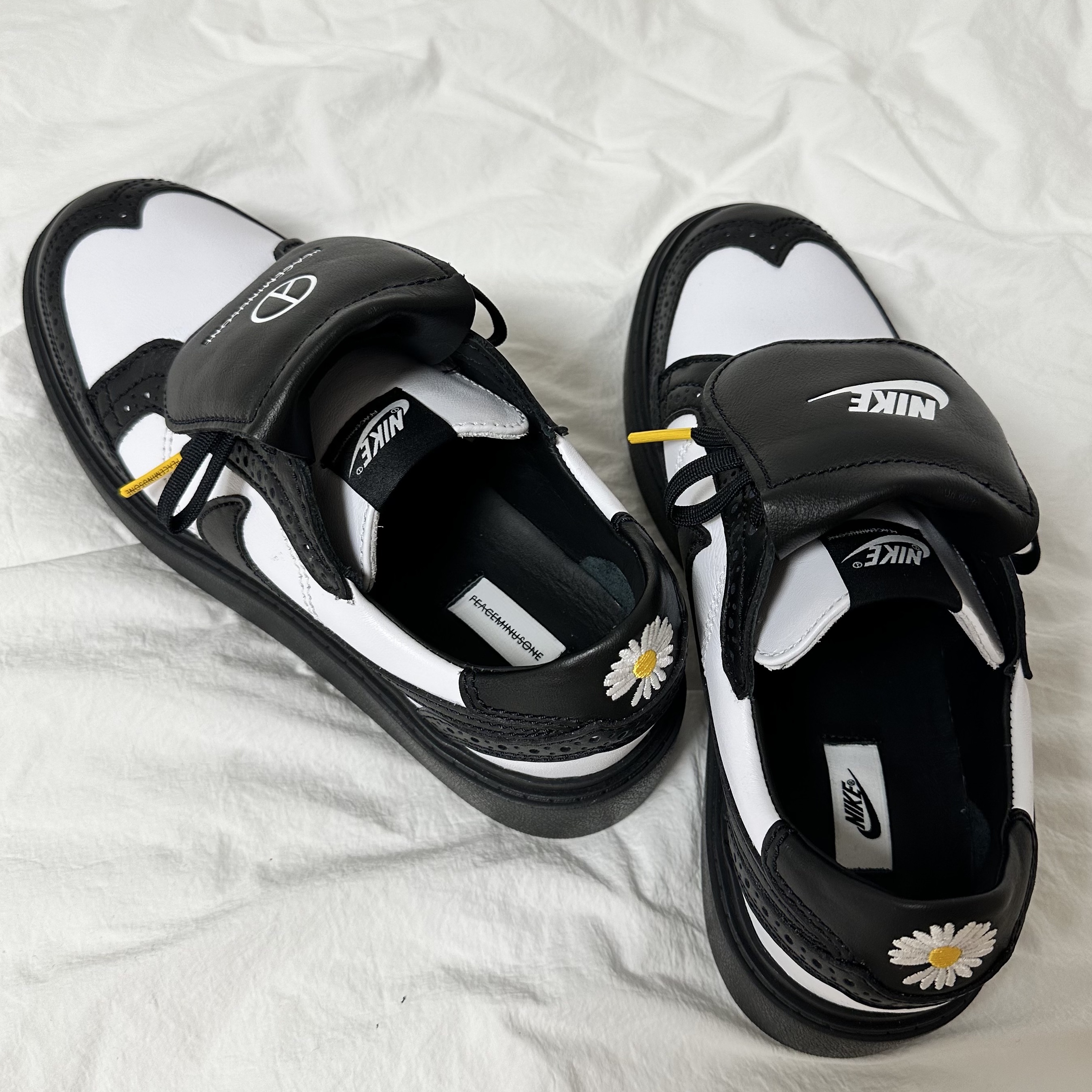 Nike x Peaceminusone Kwondo1 Black and White 착용 스타일 - 3