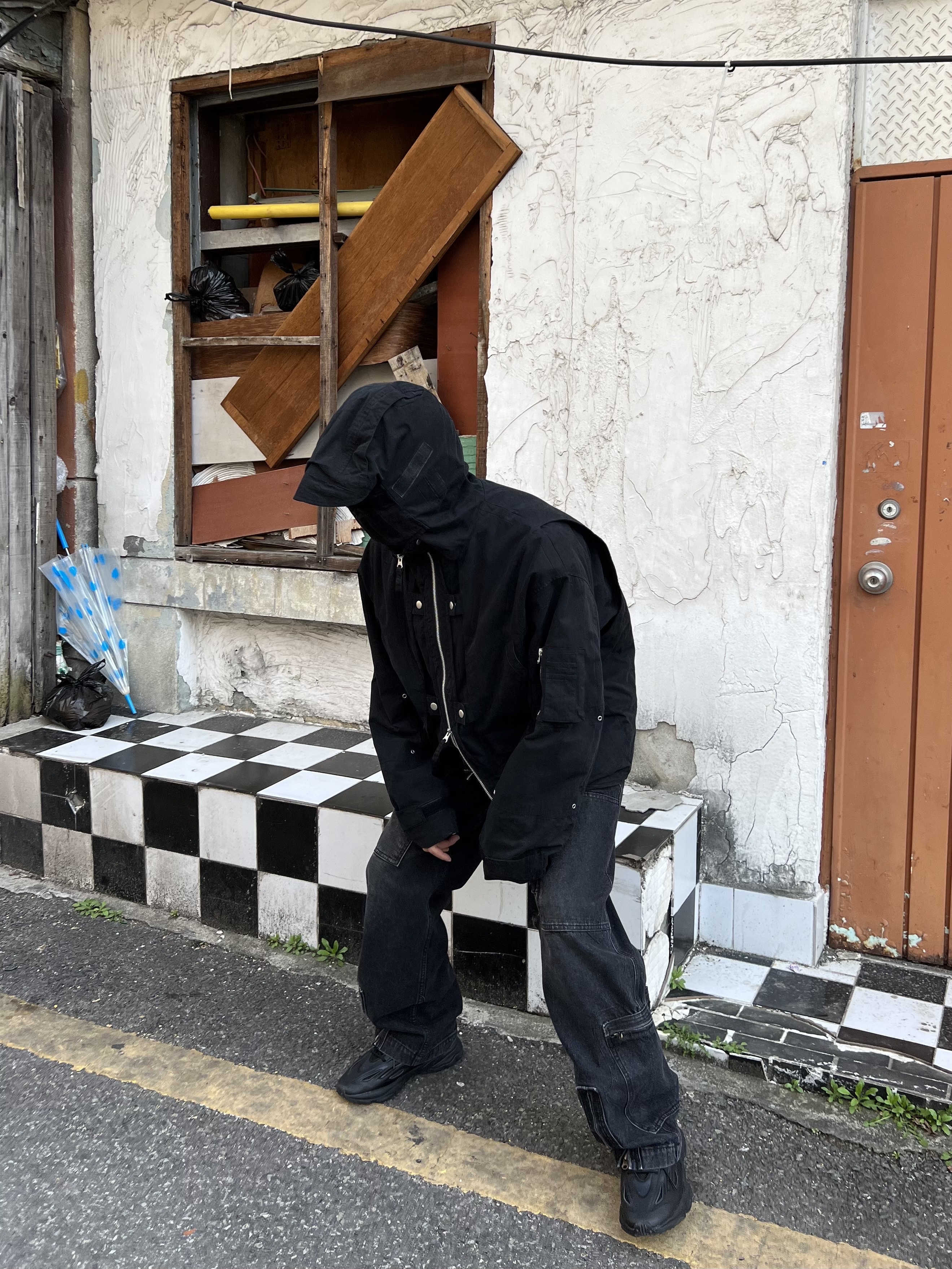 Grailz Flight Shell Jacket Black 착용 스타일 - 3