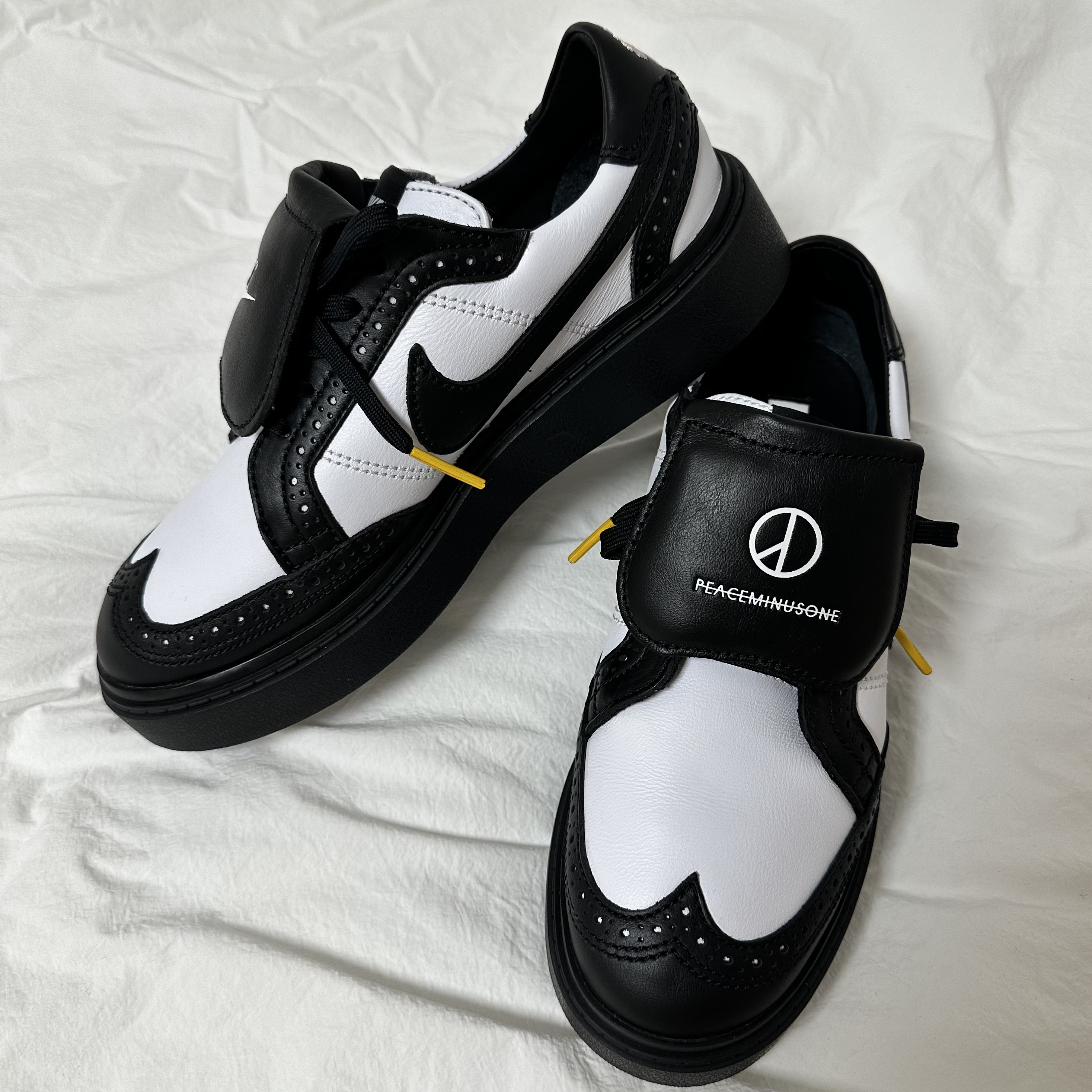 Nike x Peaceminusone Kwondo1 Black and White 착용 스타일 - 1