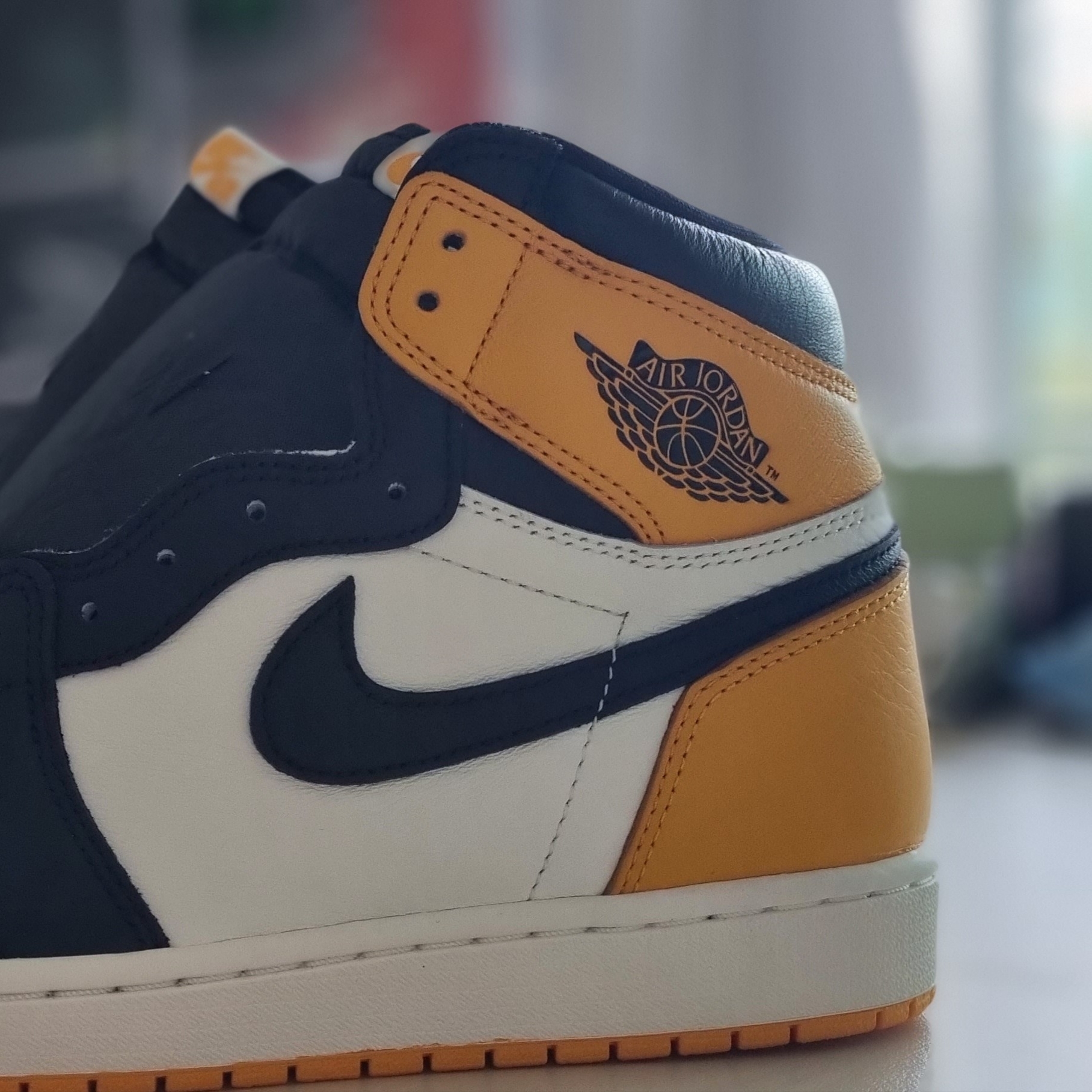 Jordan 1 Retro High OG Taxi 착용 스타일 - 1