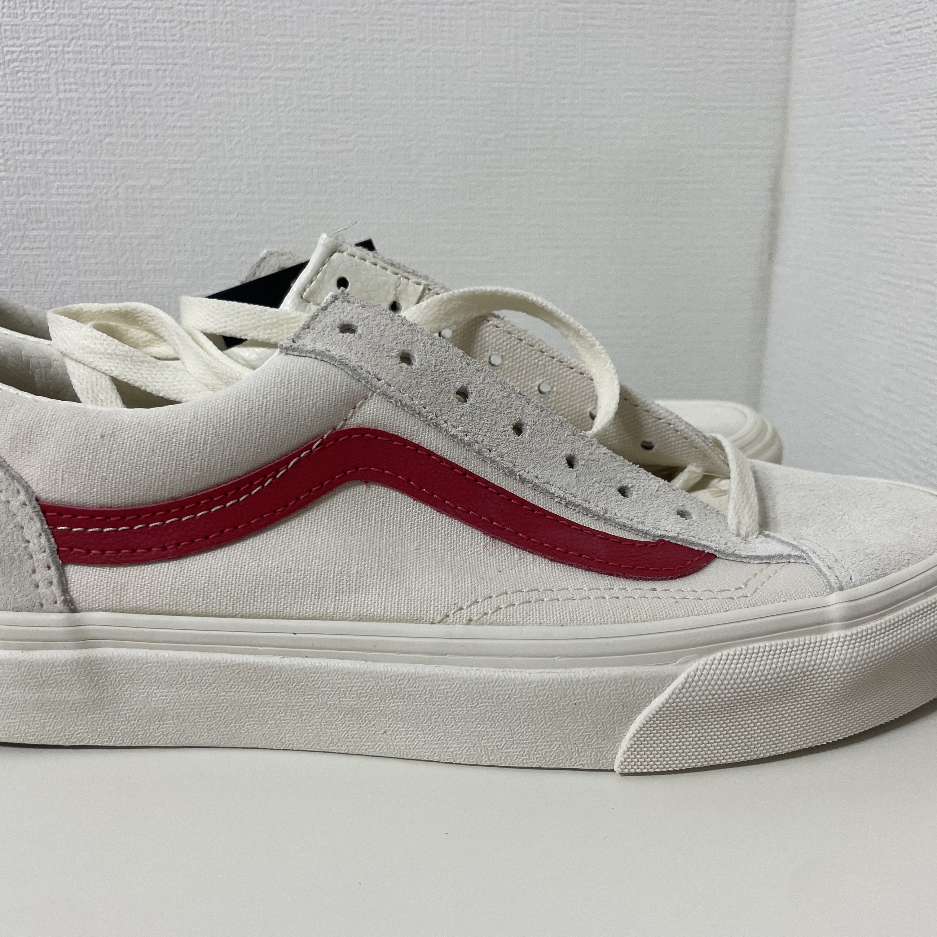 Vans Style 36 Marshmallow Racing Red 착용 스타일 - 1