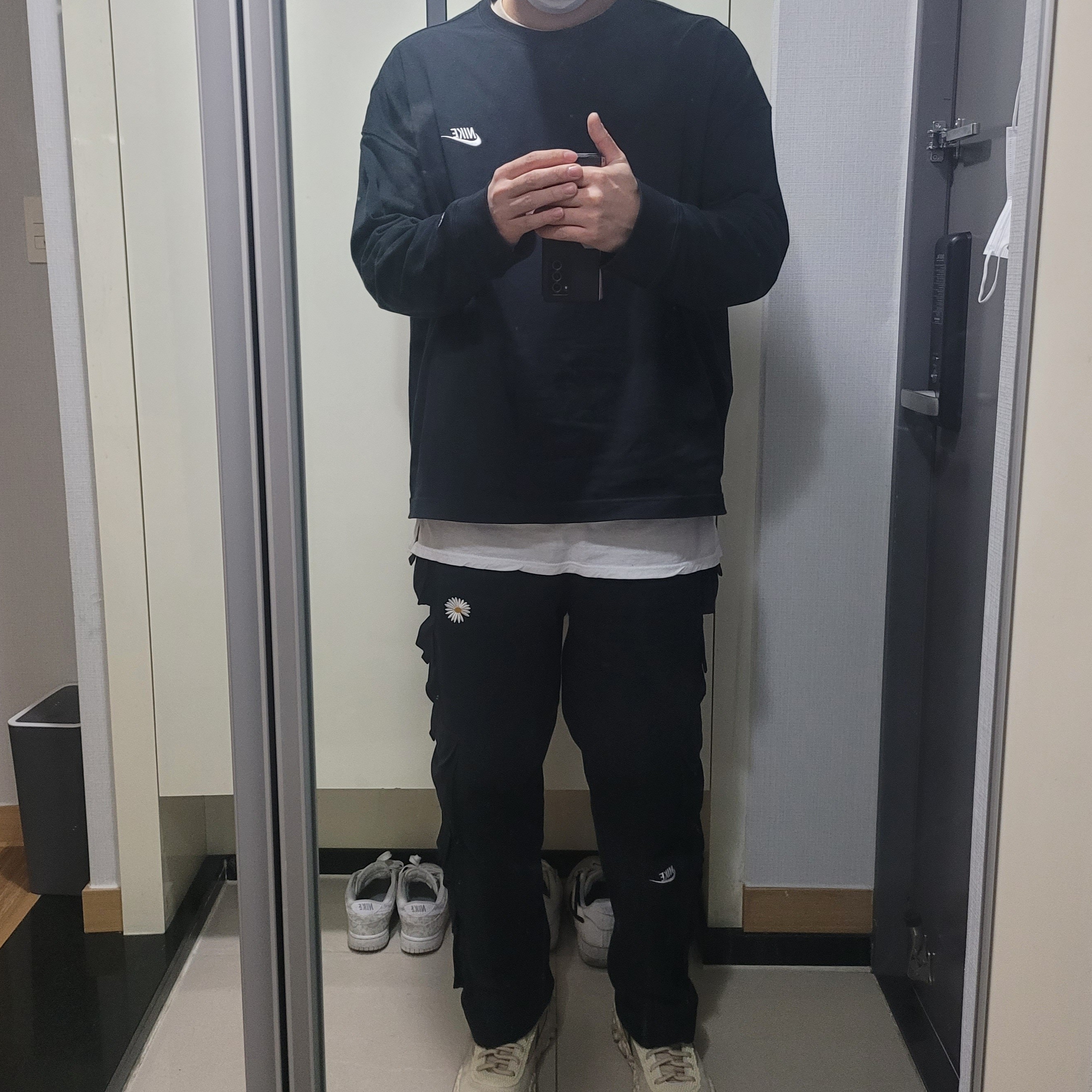 Nike x Undercover Overbreak SP Overcast, Nike x Peaceminusone LS T-Shirt Black (DR0098-010) 착용 스타일 - 1