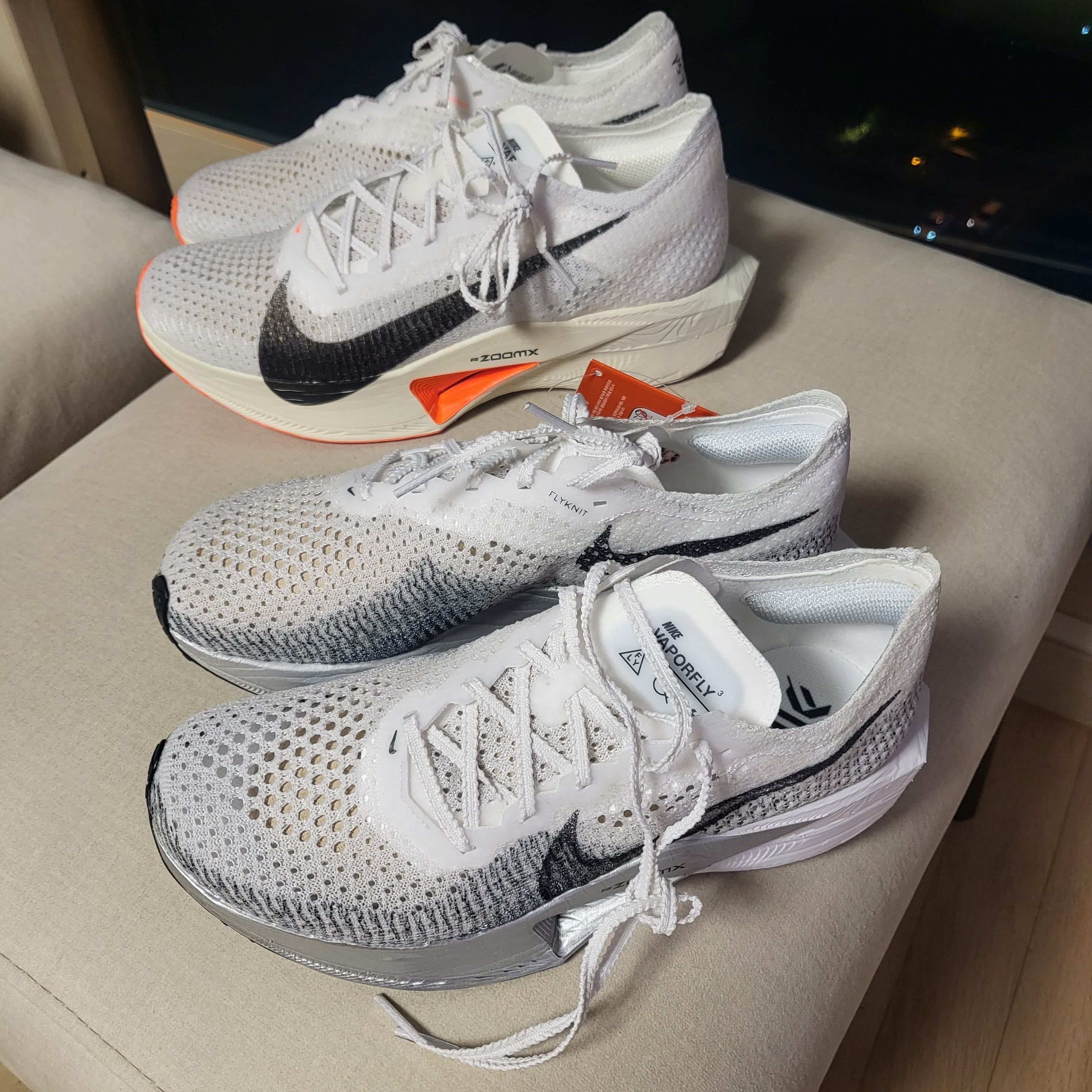 Nike ZoomX Vaporfly Next% 3 Prototype White, (W) Nike ZoomX Vaporfly Next% 3 White Particle Grey 착용 스타일 - 2