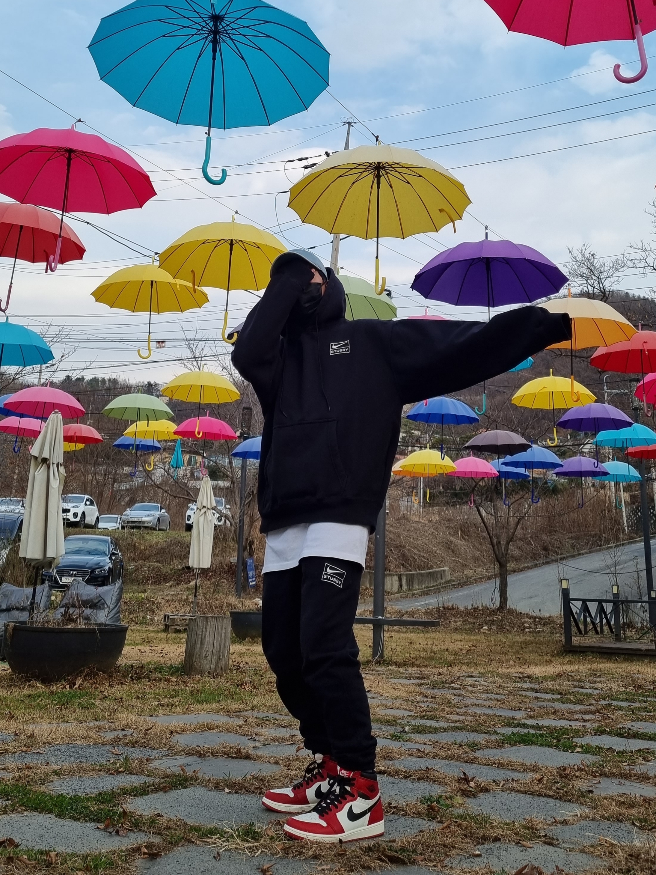 Jordan 1 Retro High OG Chicago 2022, Nike x Stussy NRG RA Washed Fleece Pants Black (DN4031-010) 착용 스타일