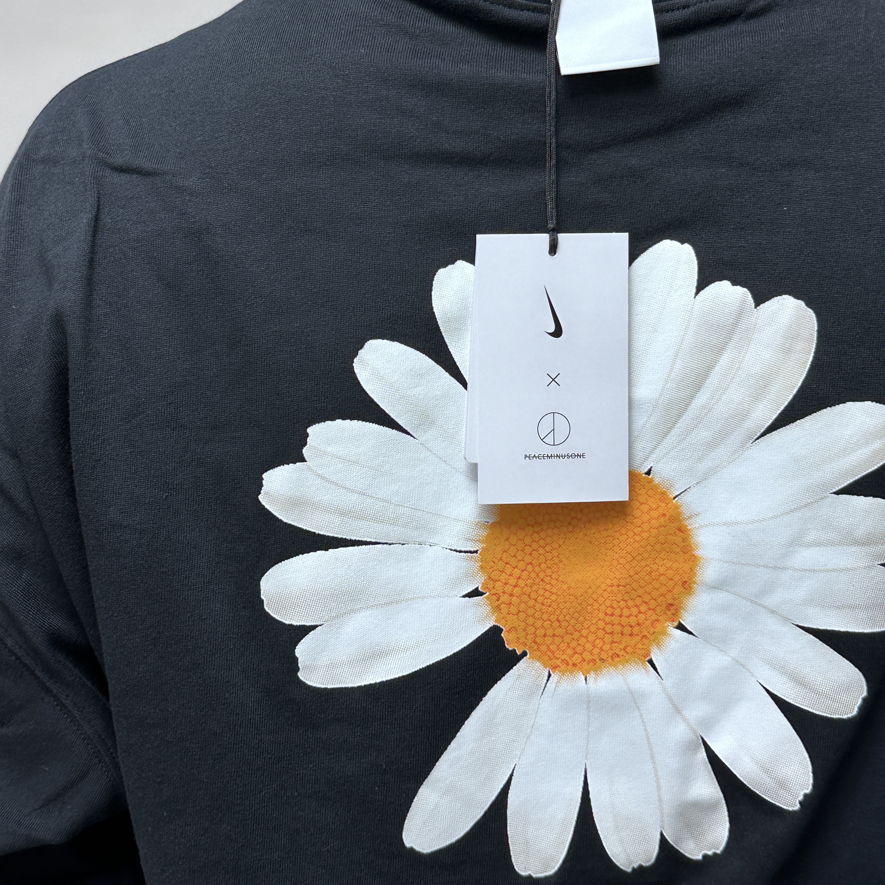 Nike x Peaceminusone LS T-Shirt Black (DR0098-010) 착용 스타일