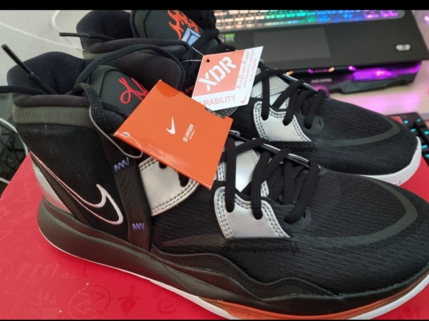 Nike Kyrie Infinity EP Black Multi Color 착용 스타일 - 2