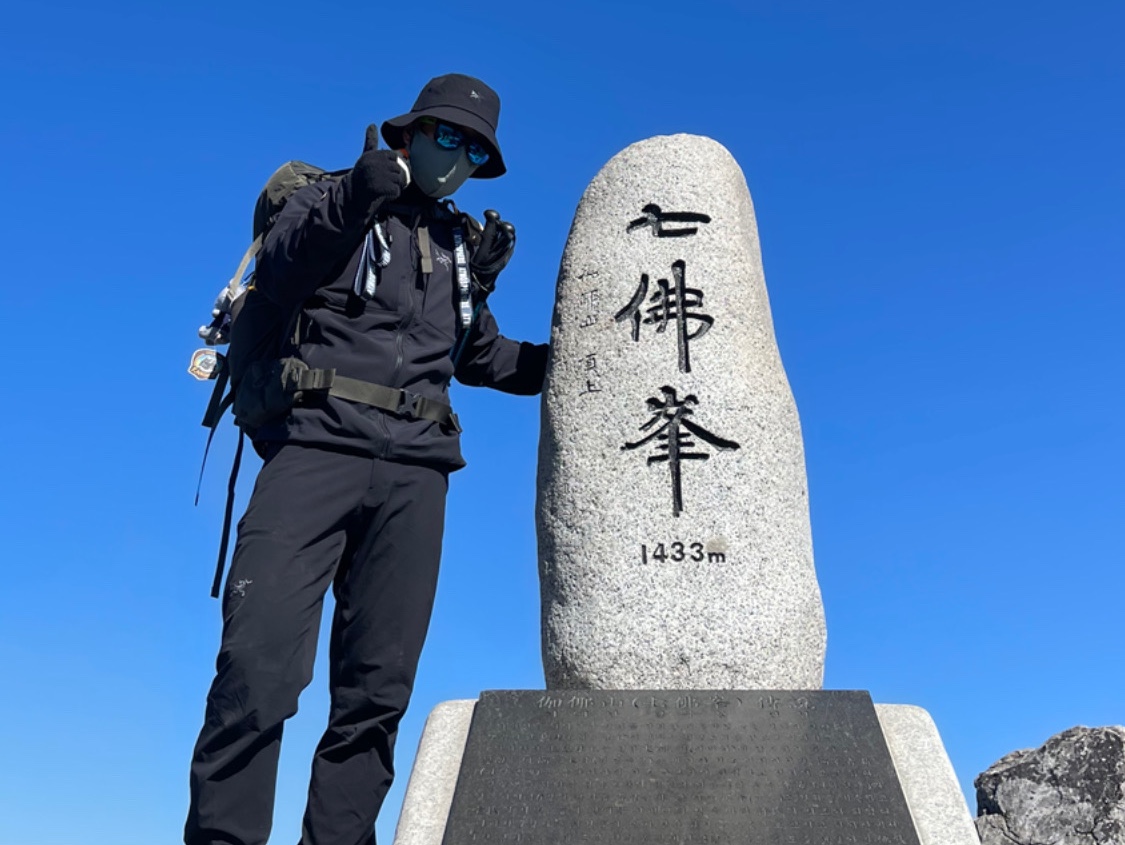 Arc'teryx Gamma LT Jacket Black, Arc'teryx Gamma LT Pants Black 착용 스타일