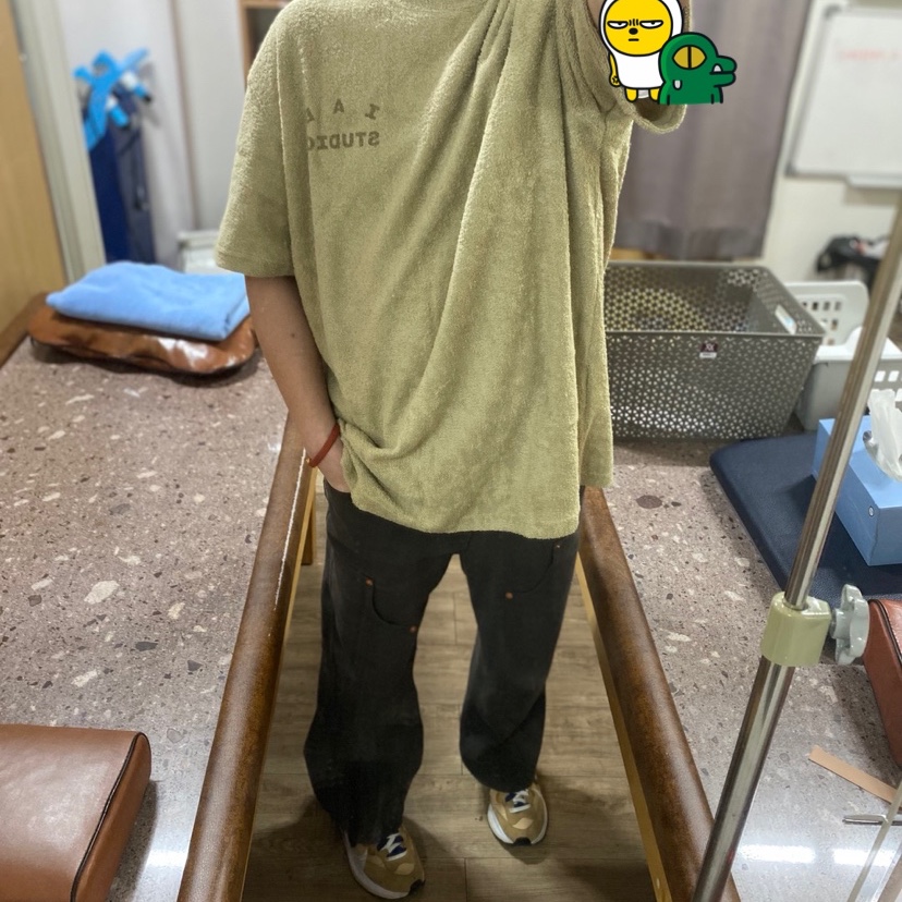 IAB Studio Towel T-Shirt Light Green, Nike x Sacai VaporWaffle Sesame and Blue Void 착용 스타일