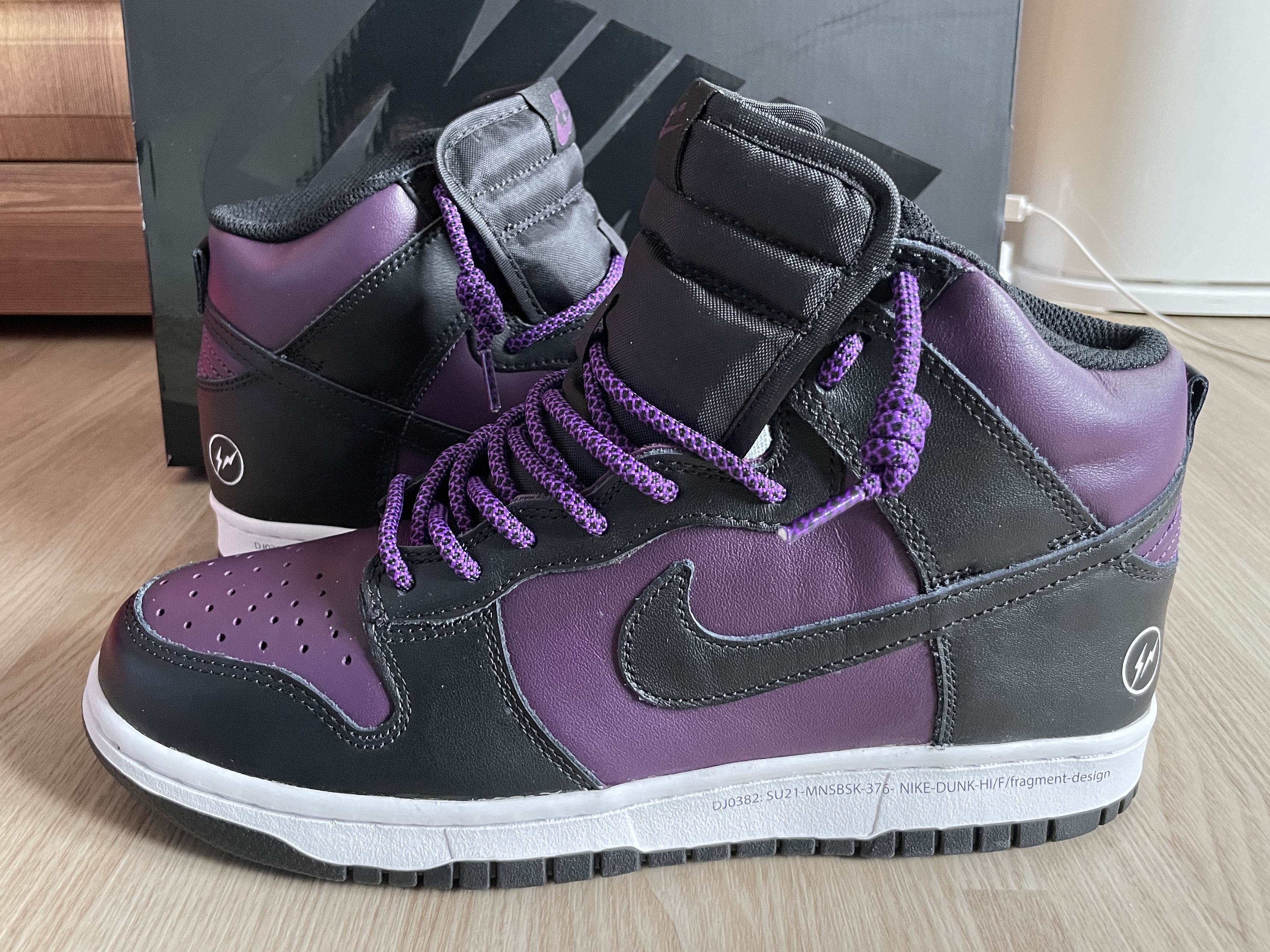 Nike x Fragment Dunk High Black 착용 스타일 - 1