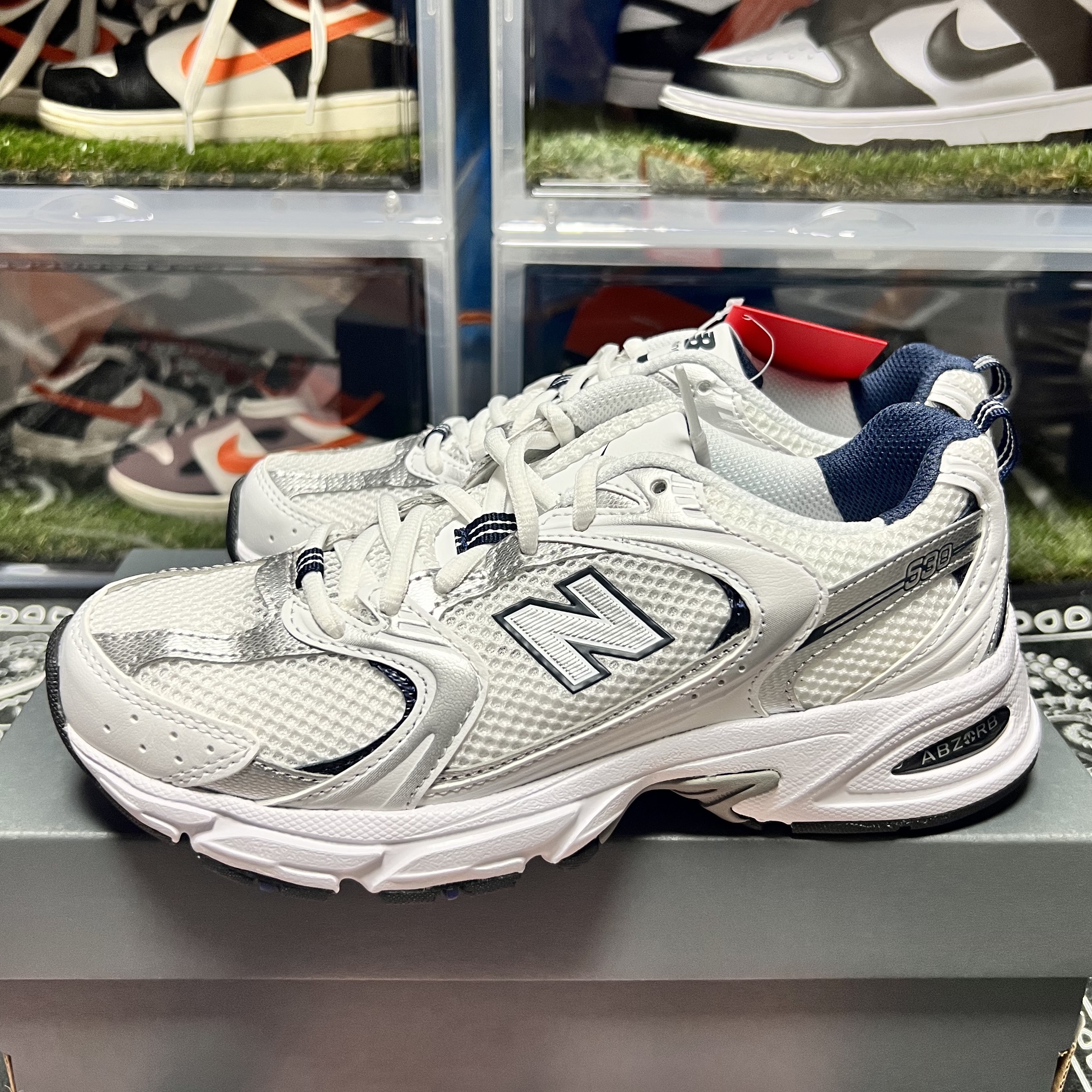 New Balance 530 White 착용 스타일 - 3