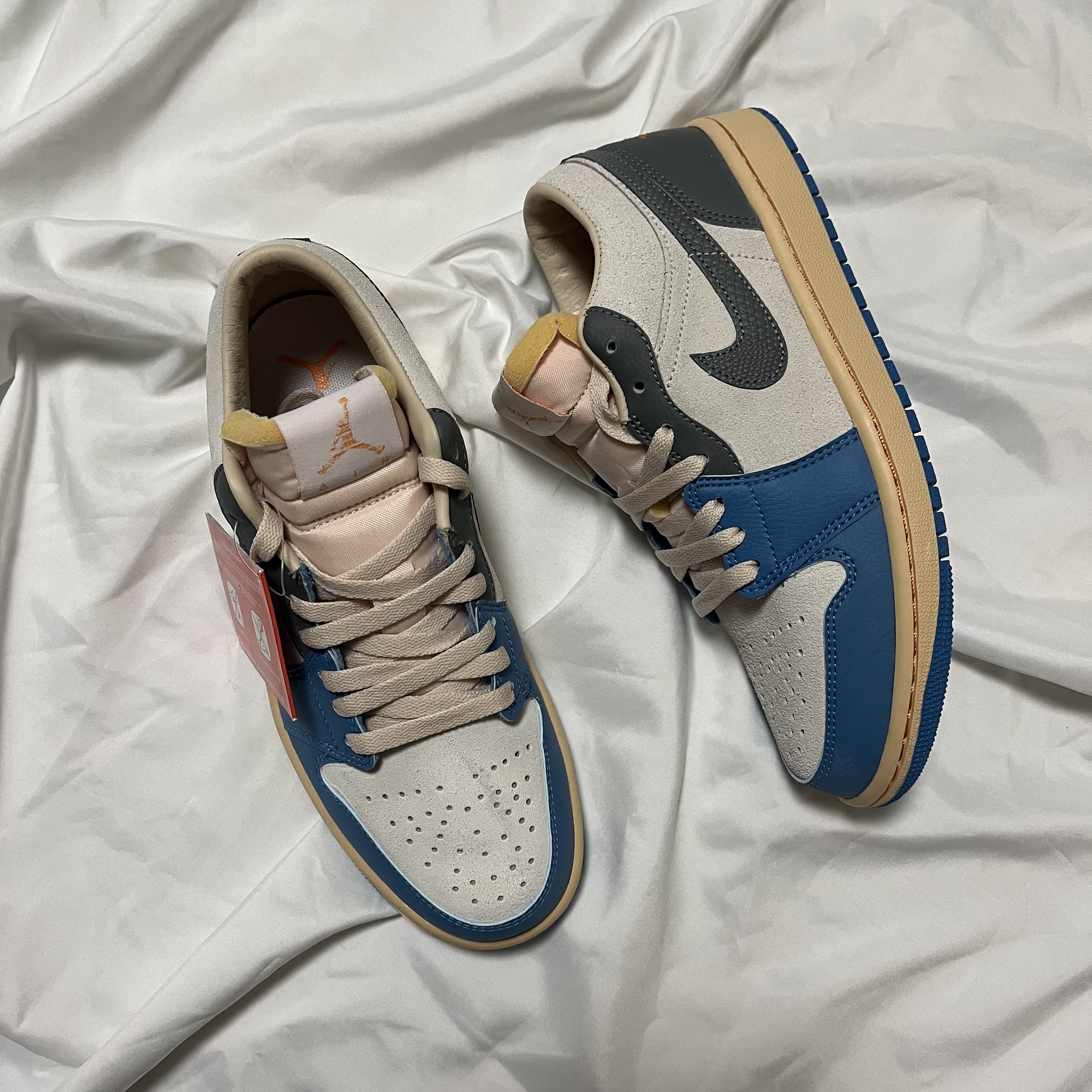 Jordan 1 Low SE Tokyo 96 착용 스타일