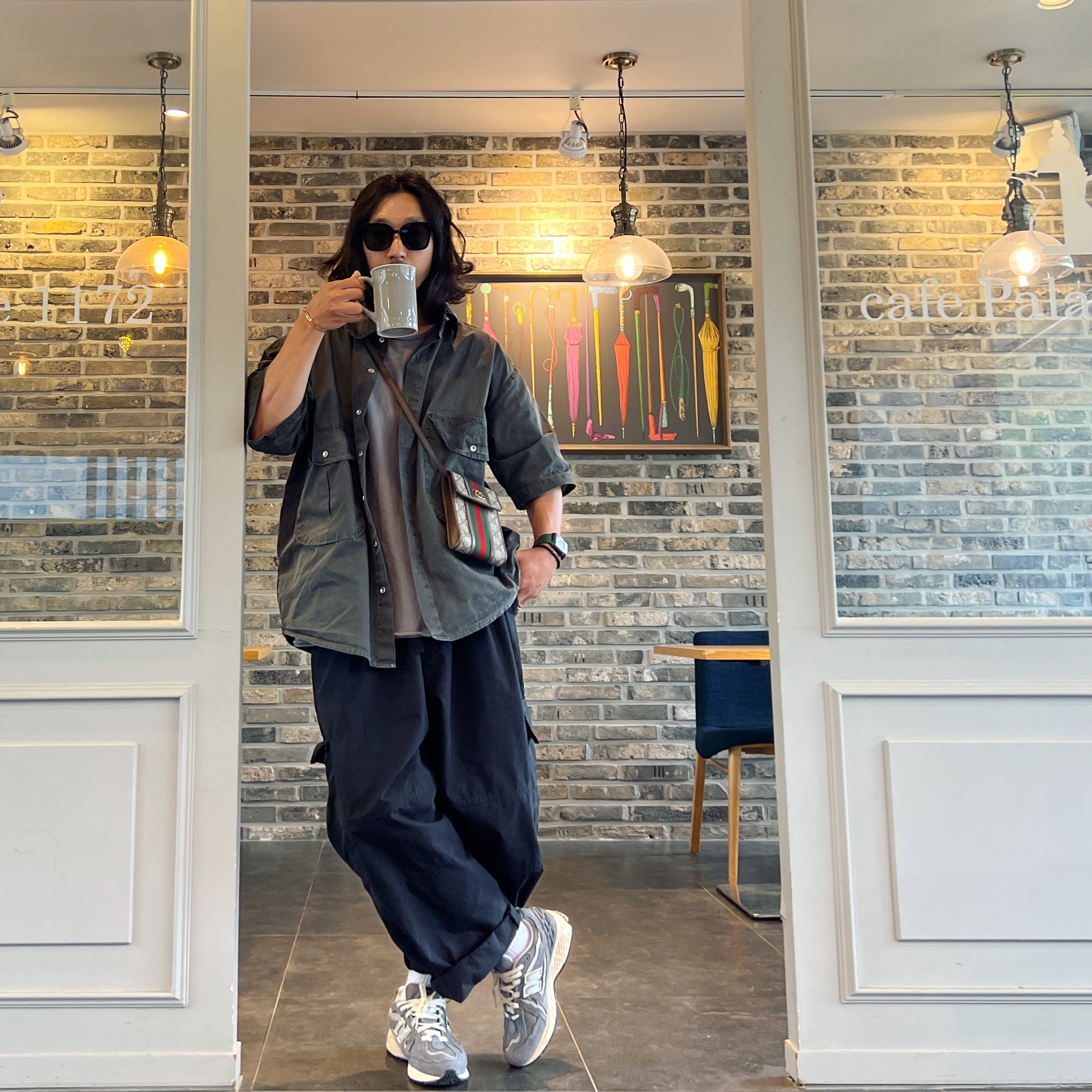 New Balance 1906D Protection Pack Castlerock 착용 스타일 - 2