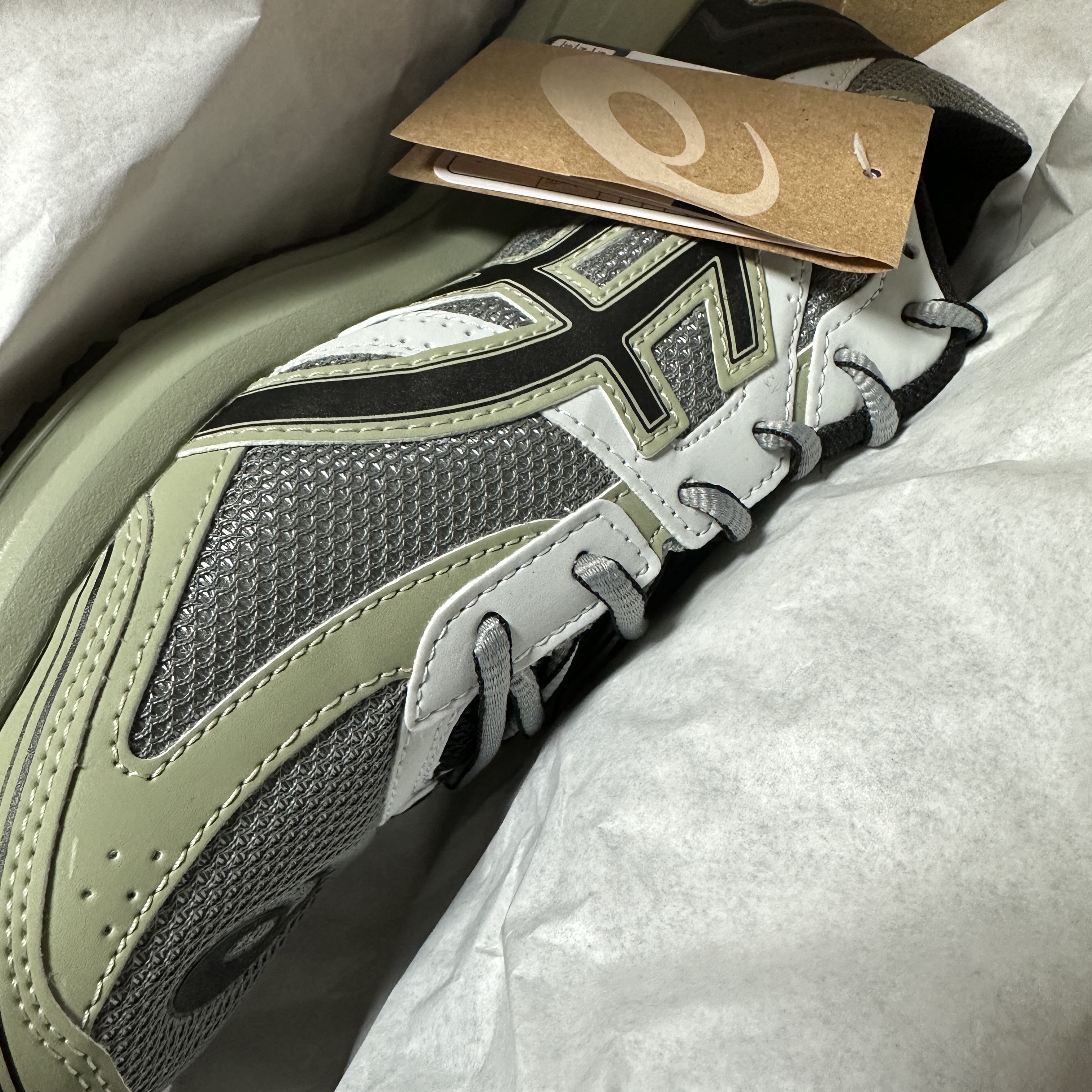 Asics Jog 100 S Sheet Rock - 2E Wide 착용 스타일