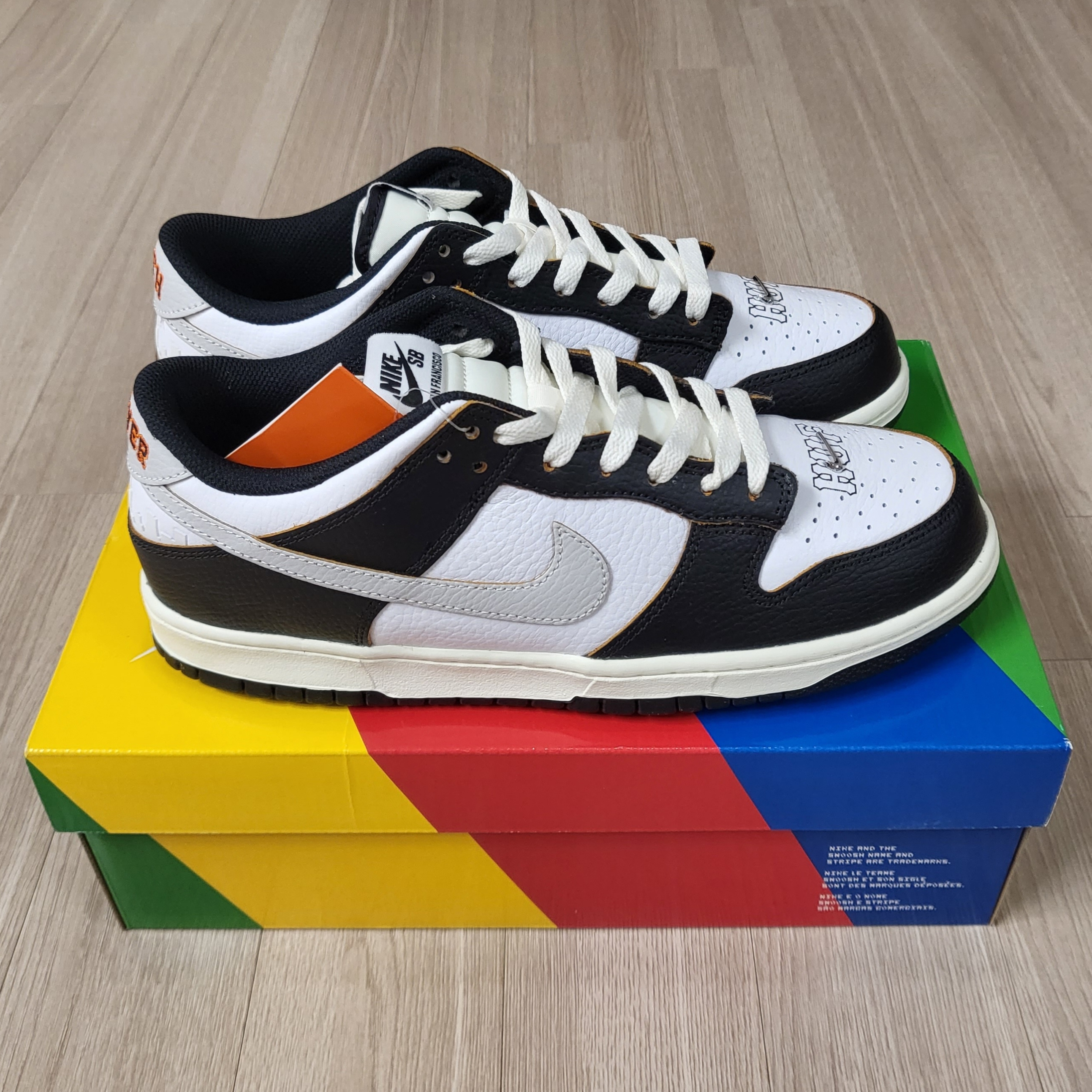 Nike x HUF SB Dunk Low San Francisco 착용 스타일