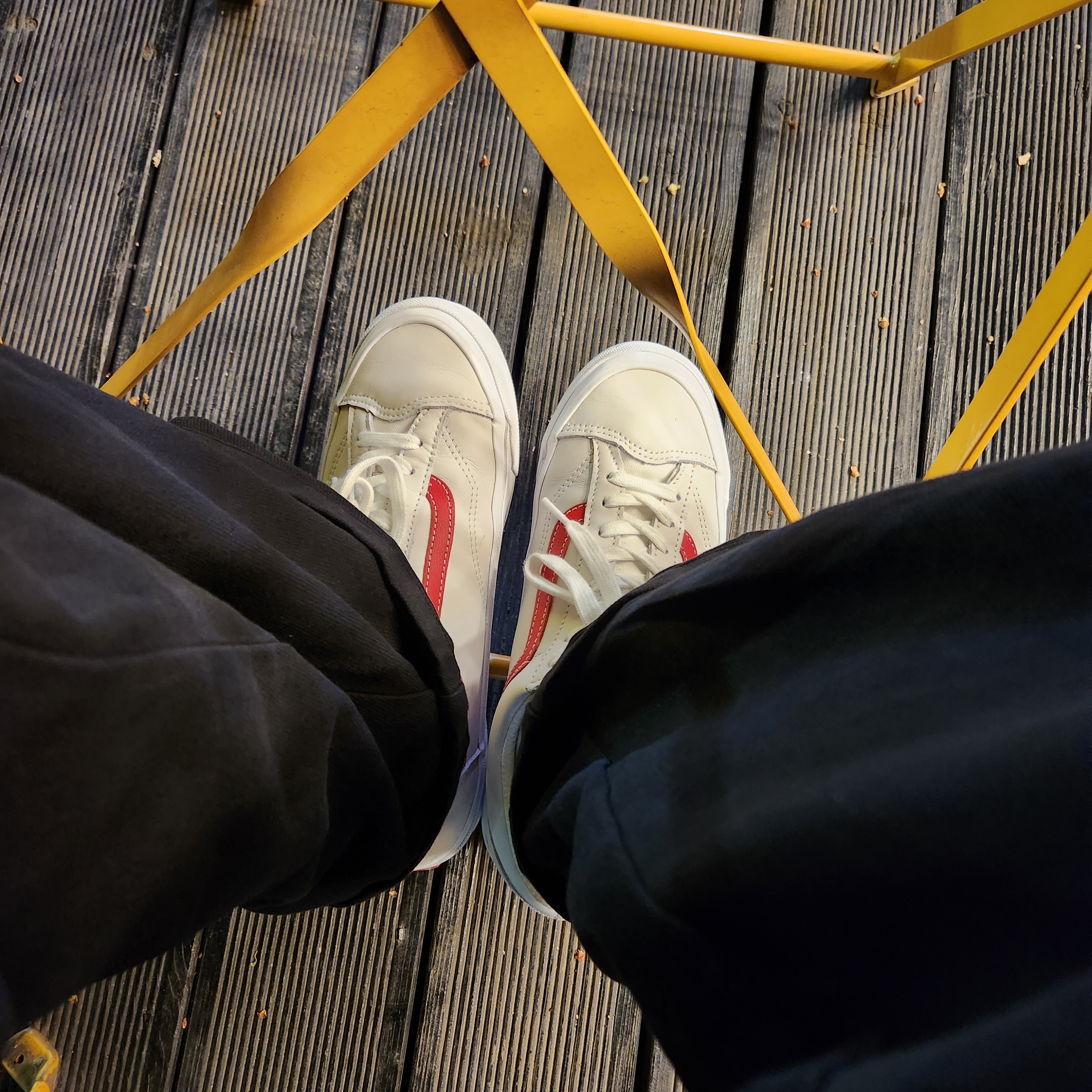 Vans Vault OG Style 36 LX Red 착용 스타일 - 1