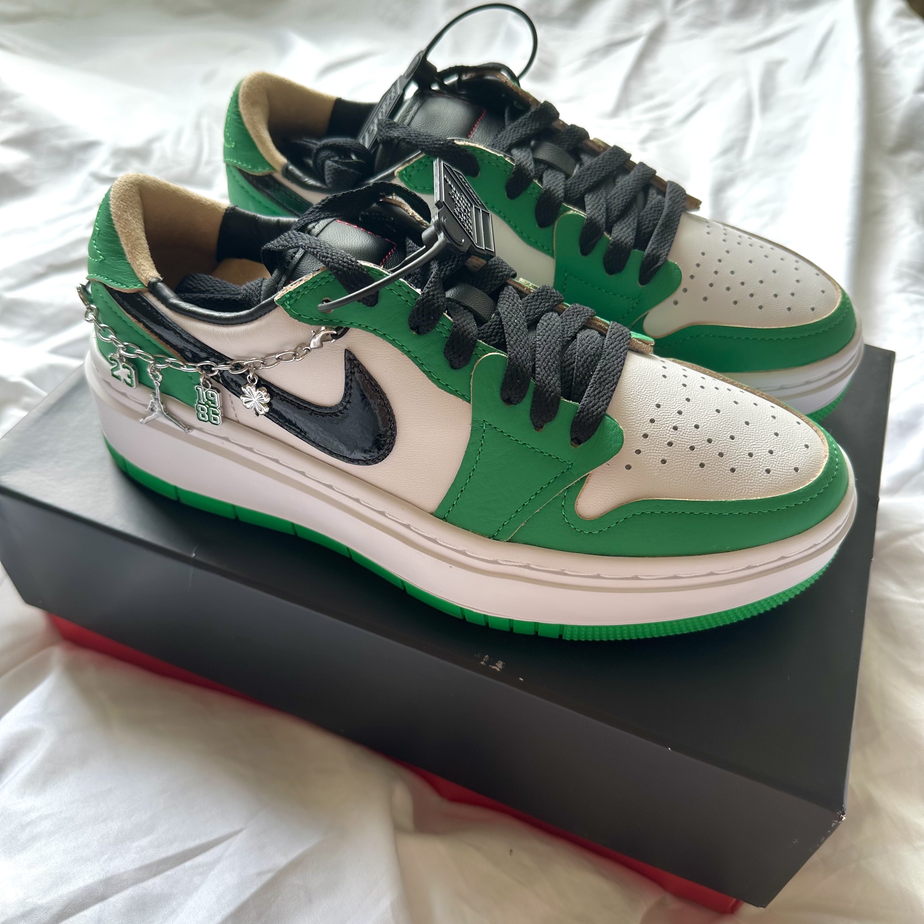 (W) Jordan 1 Elevate Low SE Lucky Green 착용 스타일