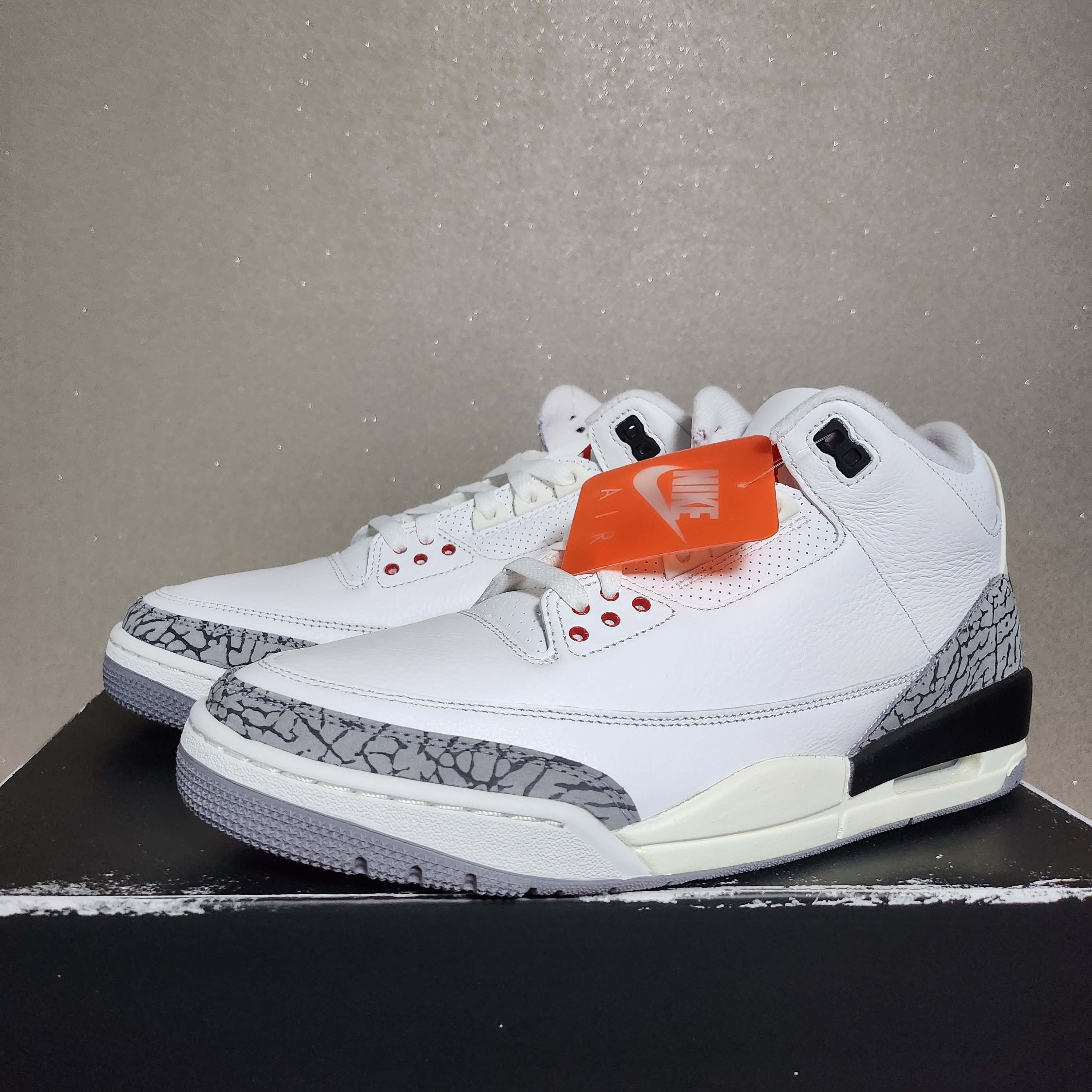 Jordan 3 Retro White Cement Reimagined 착용 스타일
