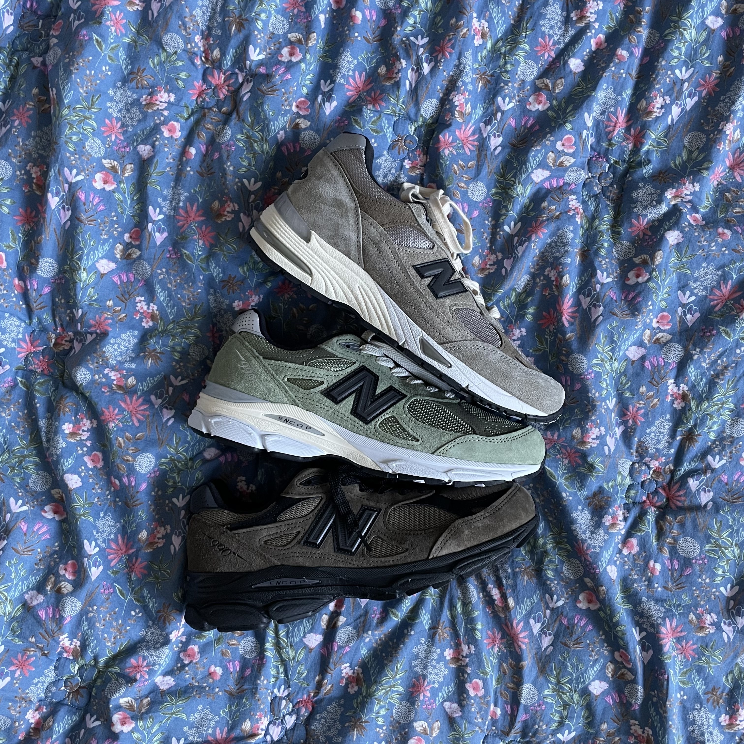New Balance x JJJJound 991 Made in UK Grey, New Balance x JJJJound 990v3 Olive 착용 스타일
