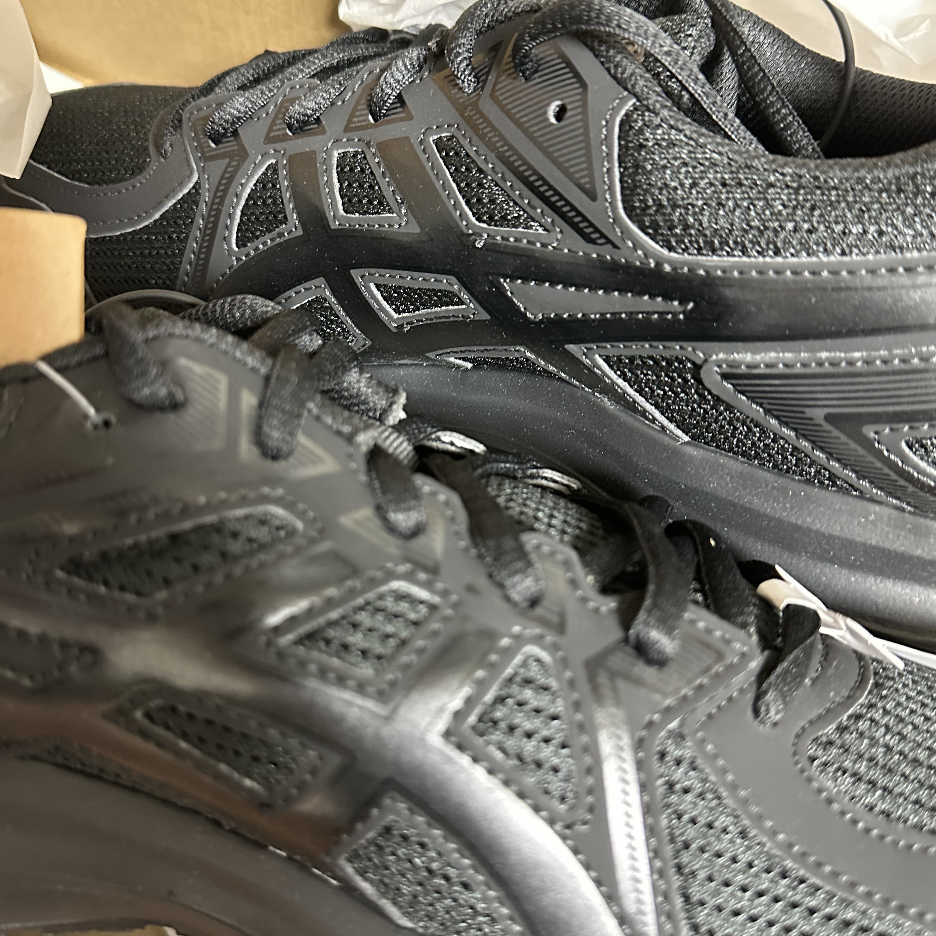 Asics Jog 100 2 Black 착용 스타일