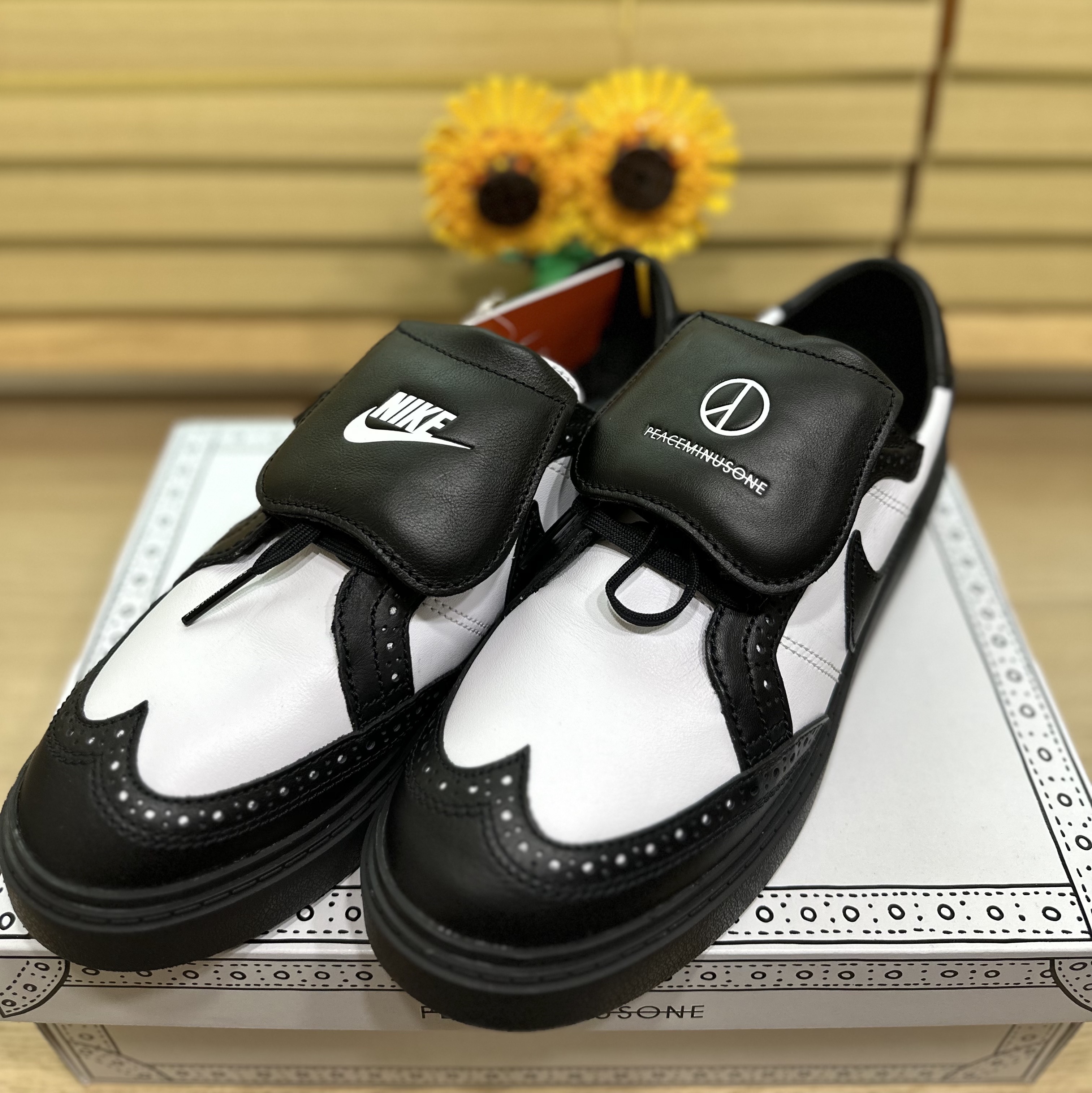 Nike x Peaceminusone Kwondo1 Black and White 착용 스타일