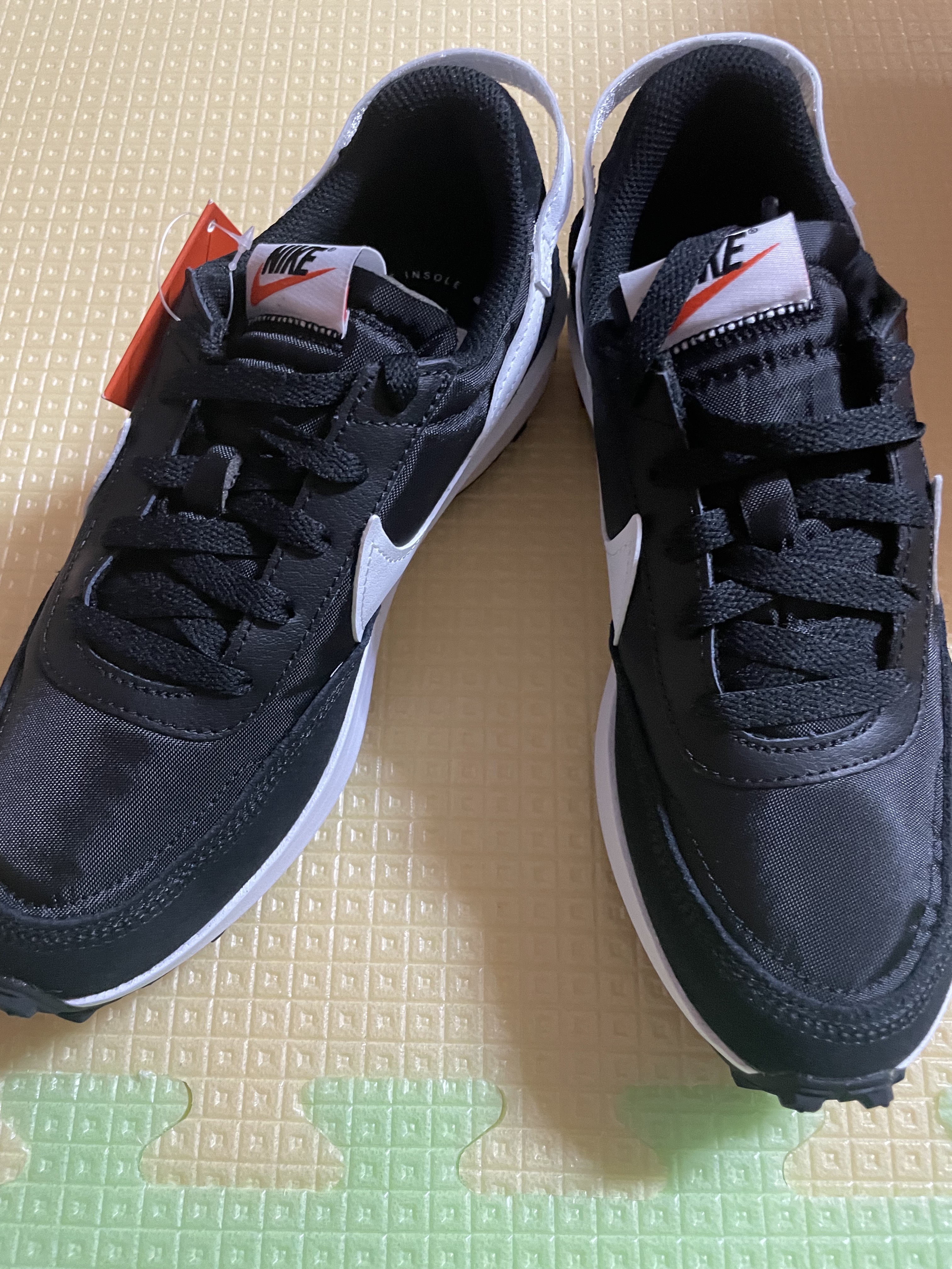(W) Nike Waffle Debut Black White 착용 스타일 - 3