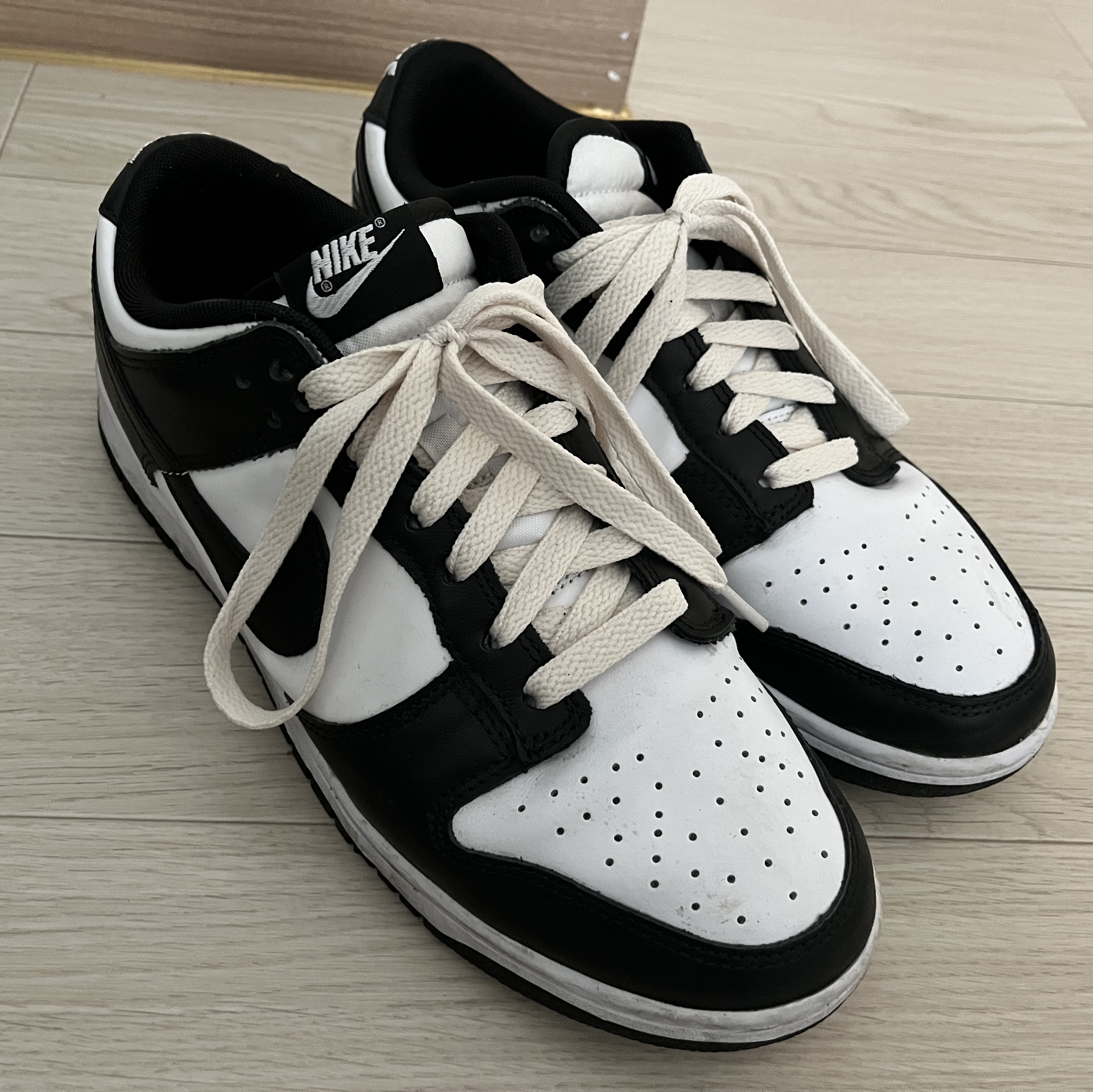 Nike Dunk Low Retro Black 착용 스타일 - 1