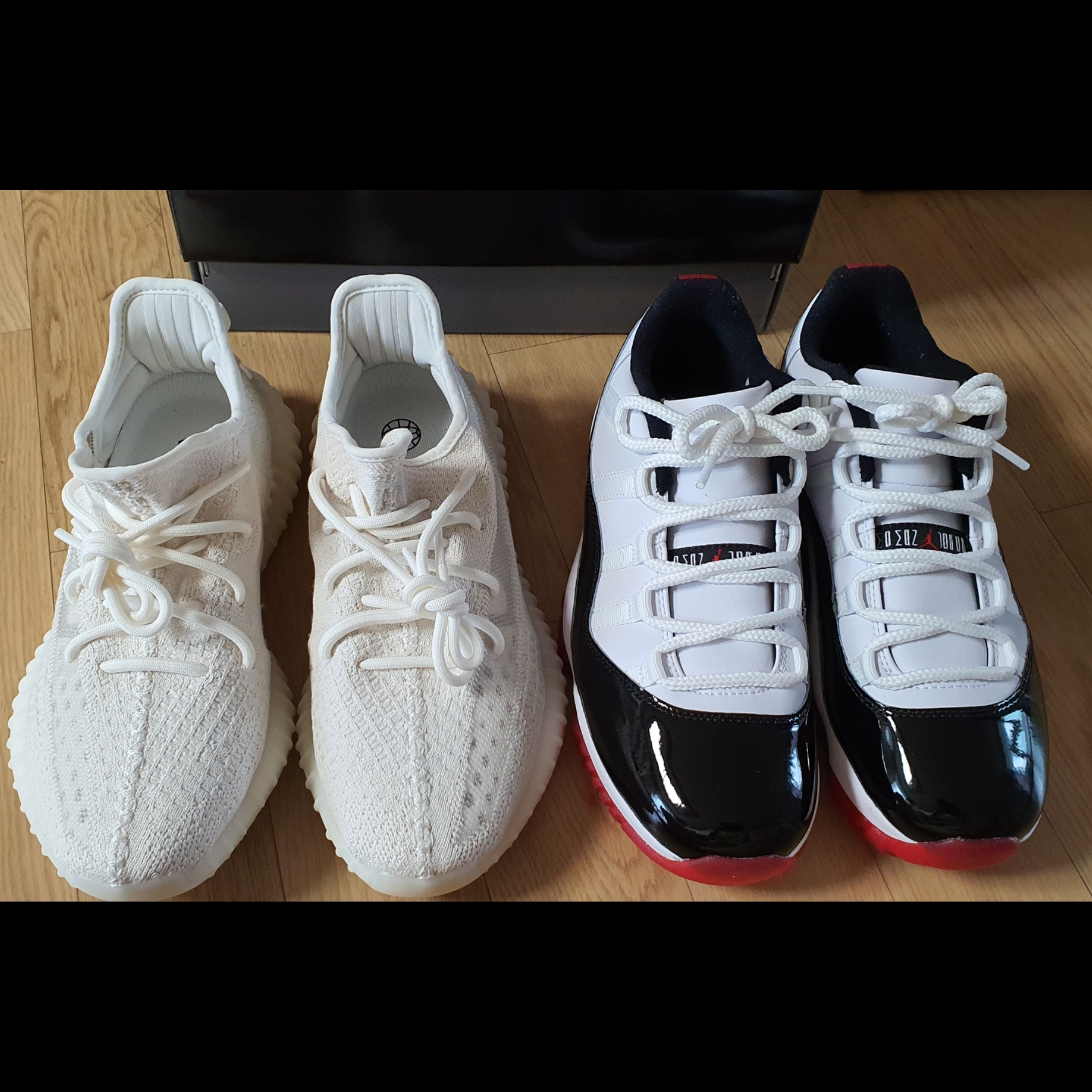 Adidas Yeezy Boost 350 V2 Bone 착용 스타일