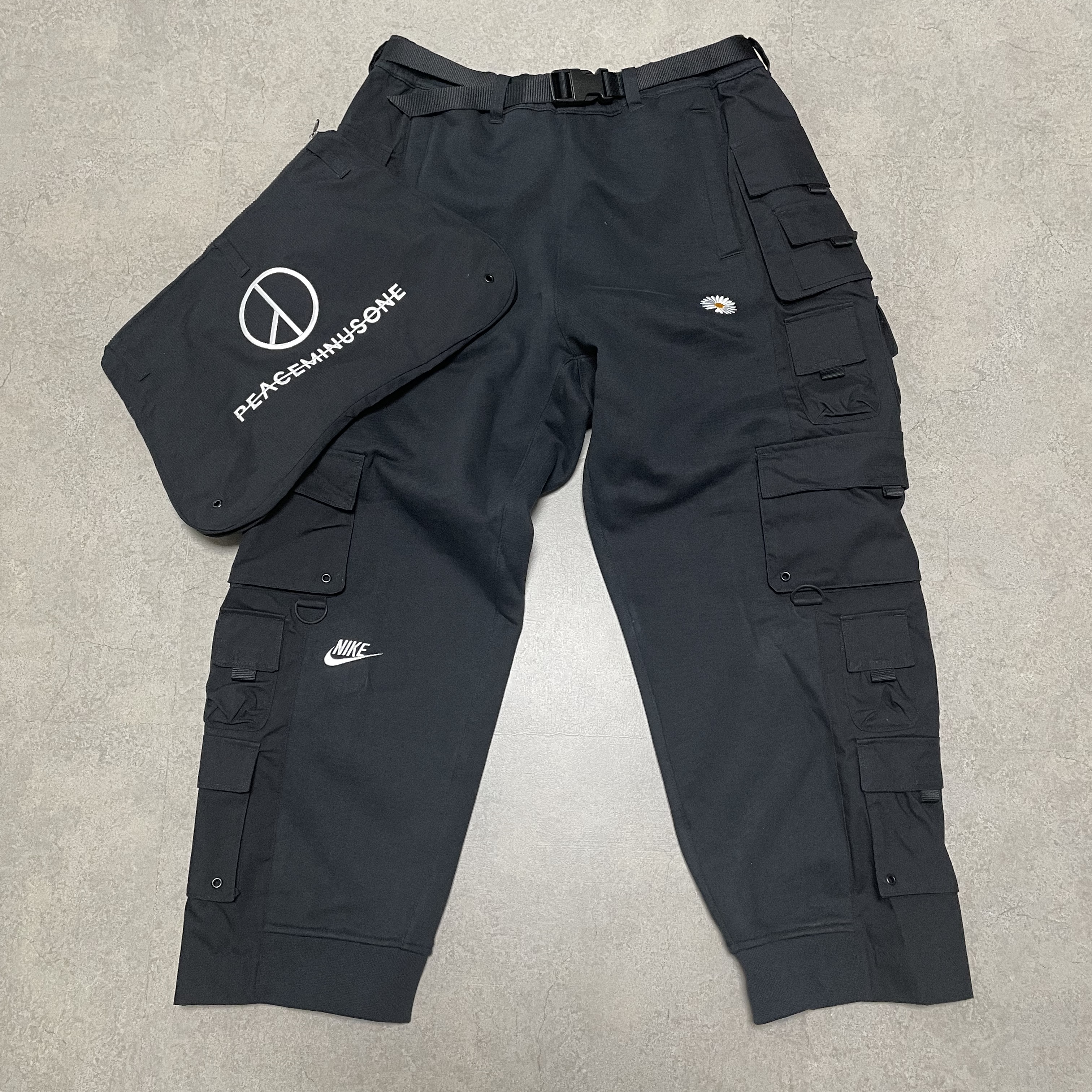 Nike x Peaceminusone Wide Pants Black (DR0096-010), Nike x Peaceminusone LS T-Shirt Black (DR0098-010) 착용 스타일 - 2