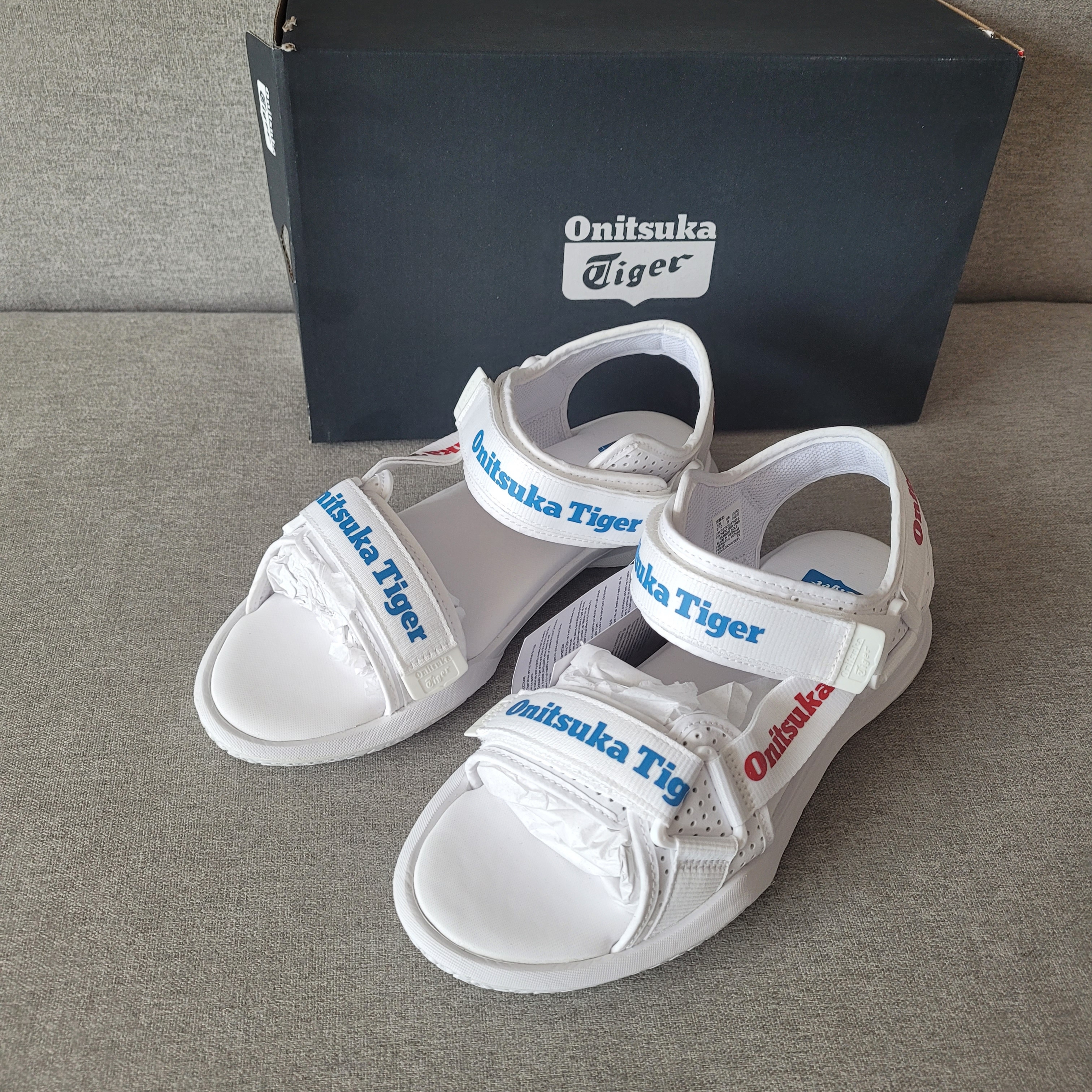 Onitsuka Tiger Ohbori Strap White Classic Red 착용 스타일