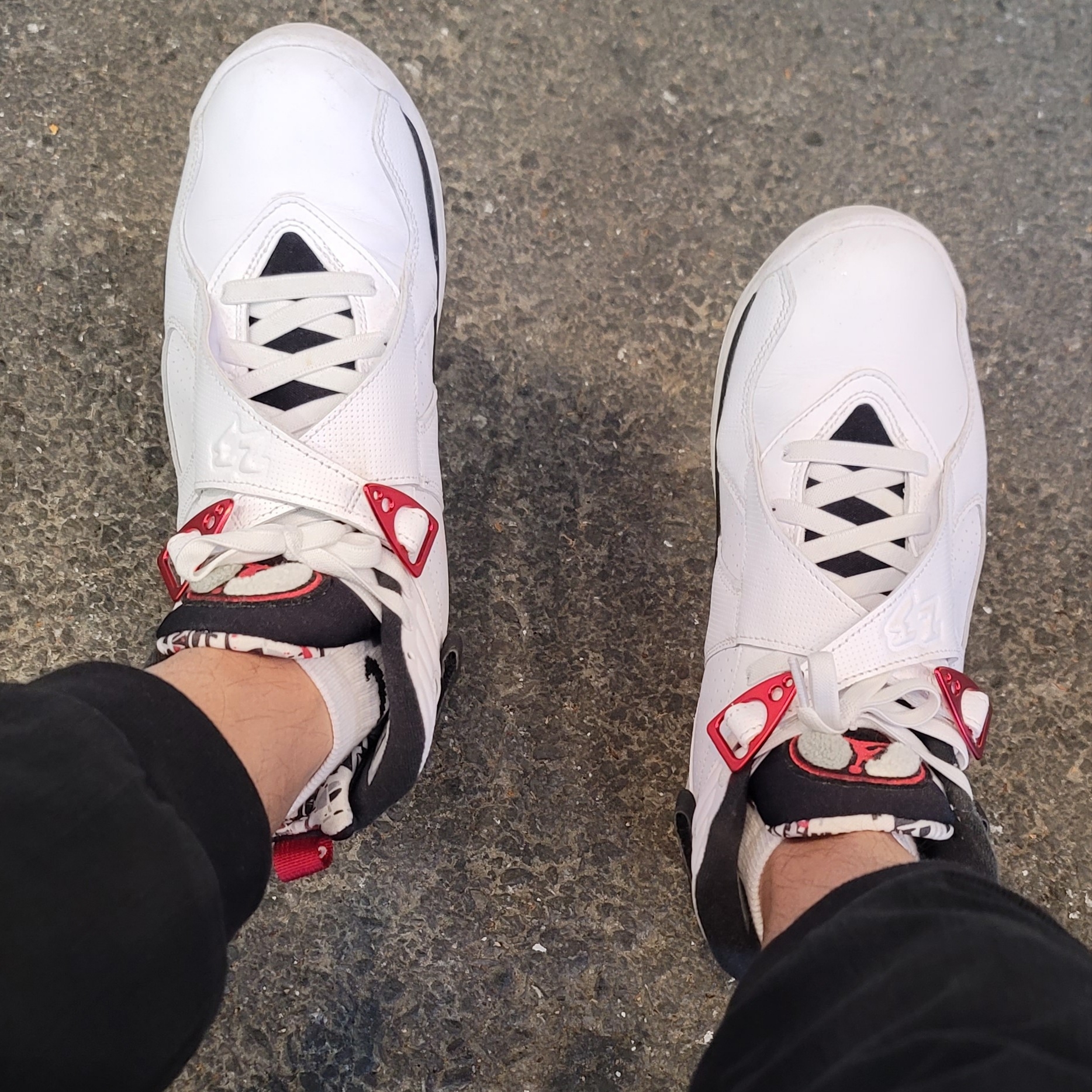 Jordan 8 Retro Alternate 착용 스타일