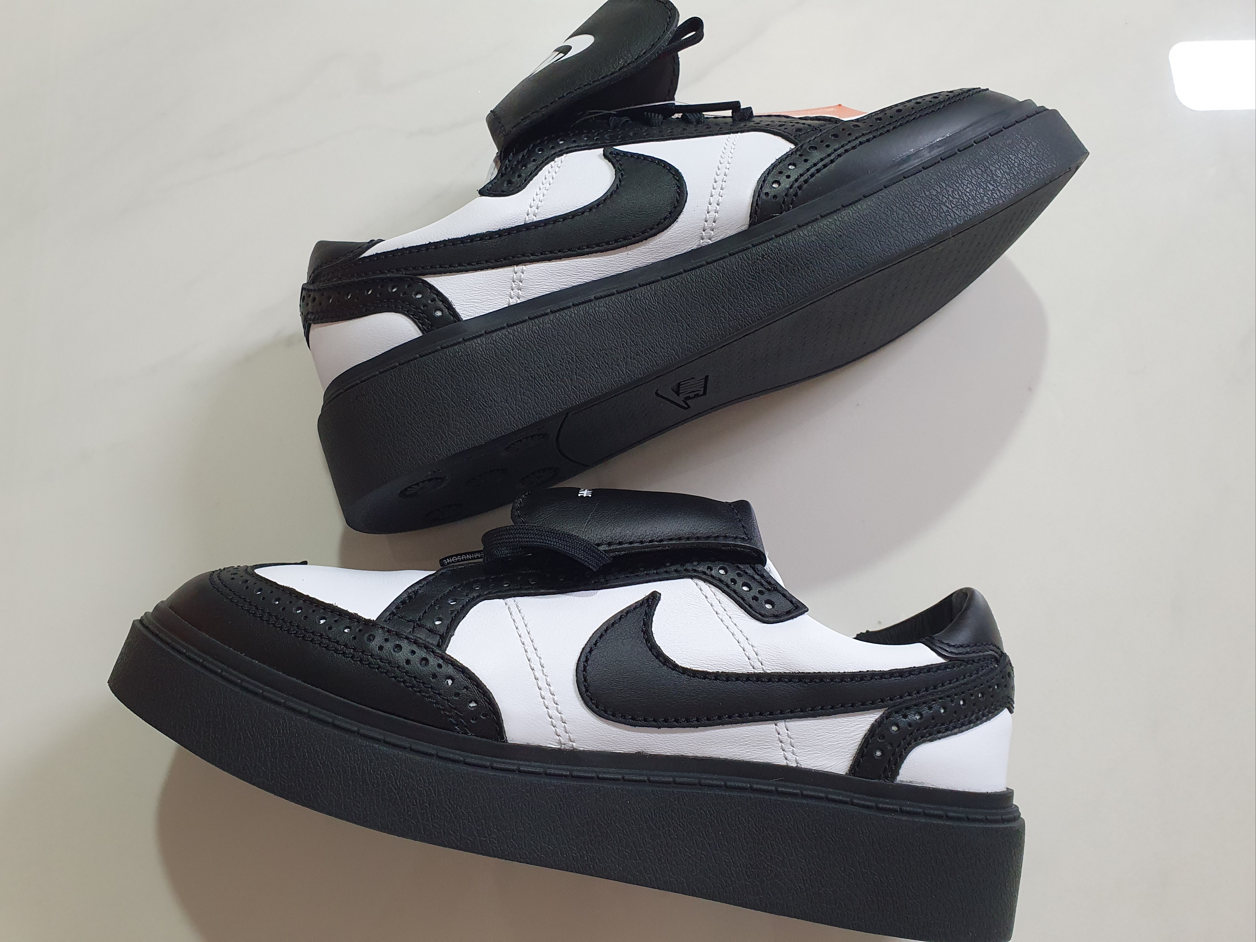Nike x Peaceminusone Kwondo1 Black and White 착용 스타일 - 1