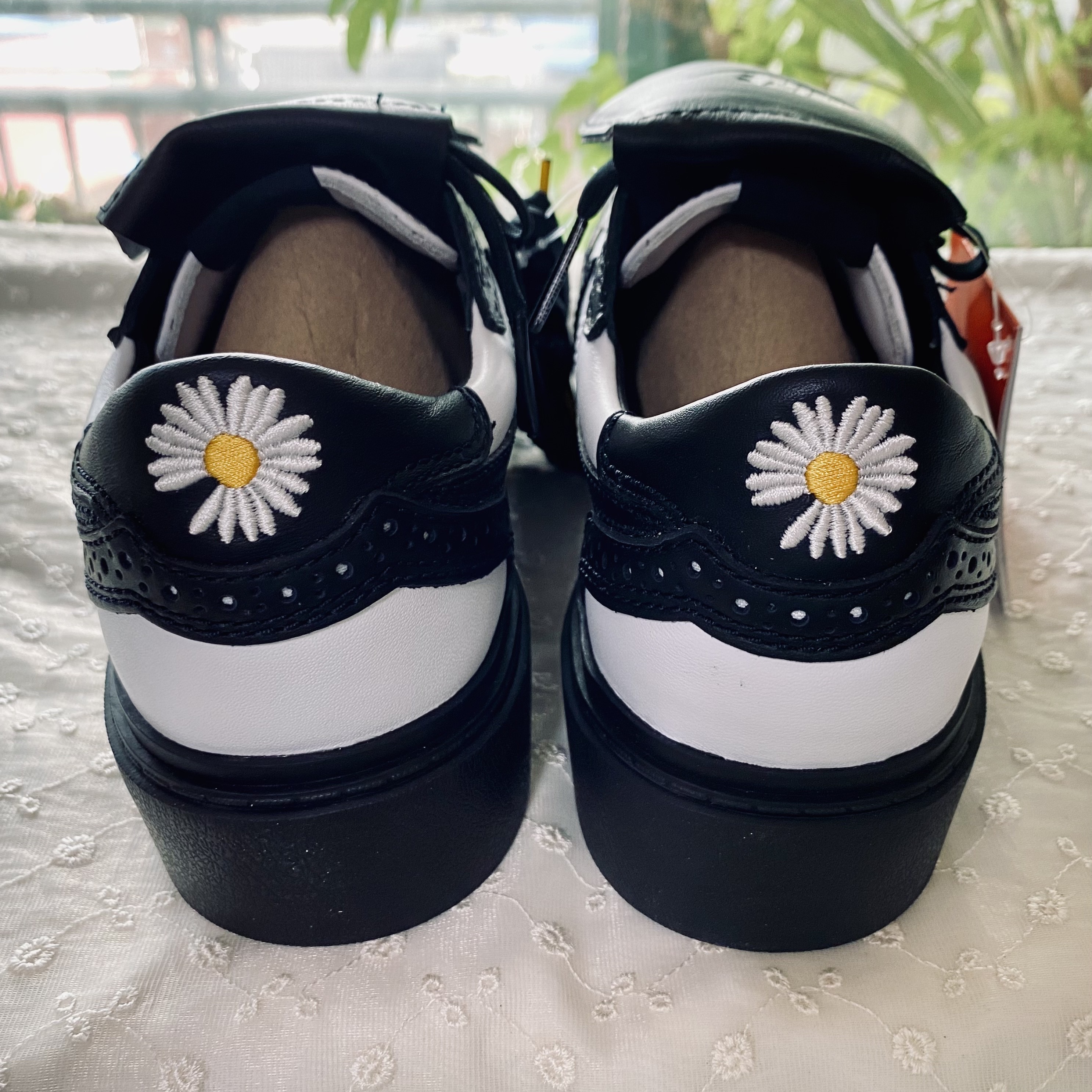 Nike x Peaceminusone Kwondo1 Black and White 착용 스타일 - 3