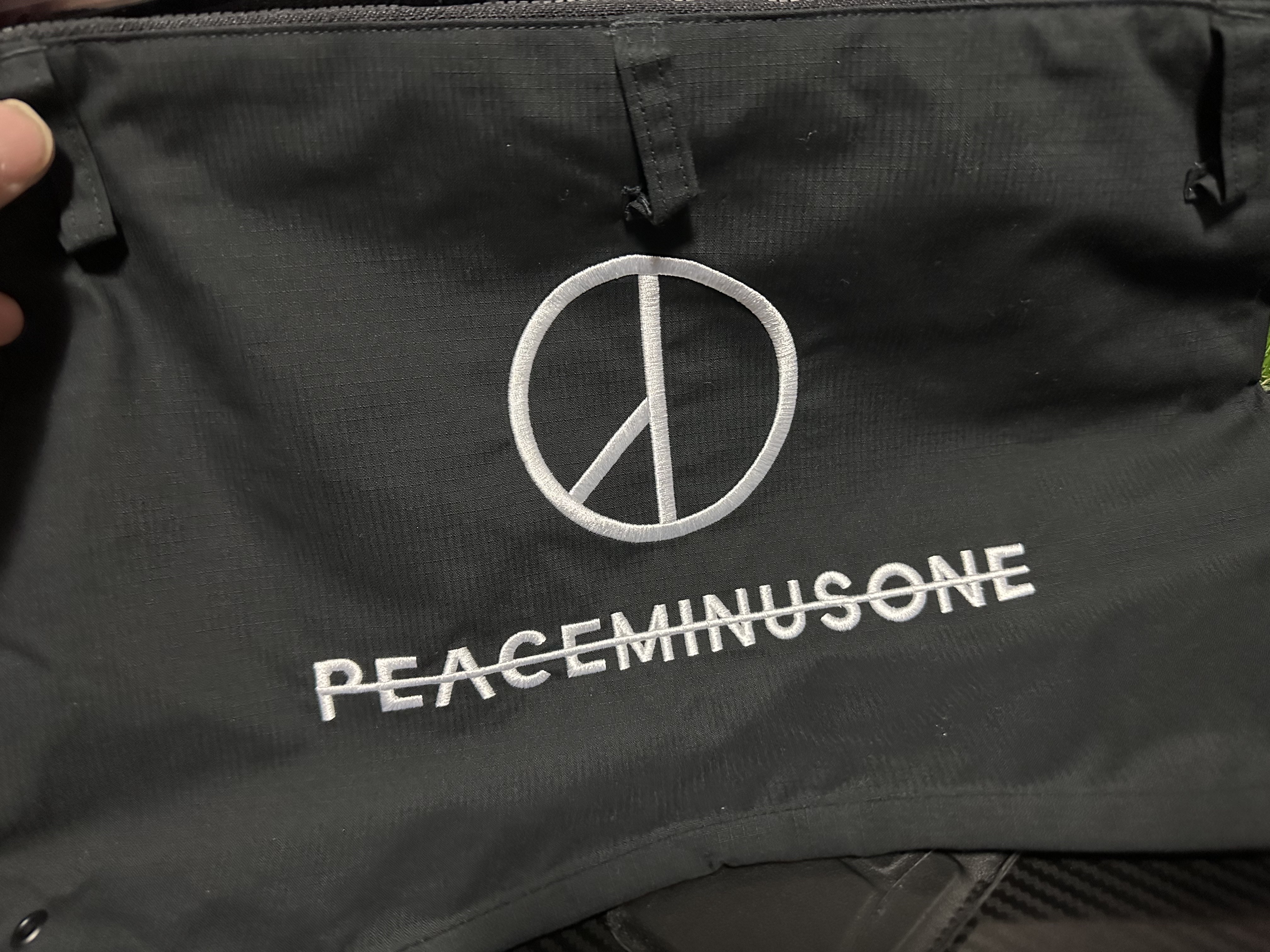 Nike x Peaceminusone Wide Pants Black (DR0096-010) 착용 스타일