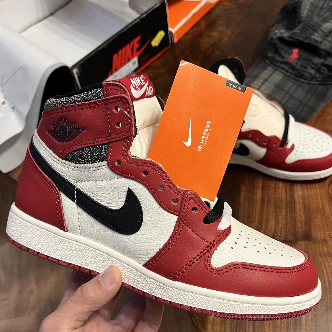 Jordan 1 Retro High OG Chicago 2022 착용 스타일 - 2