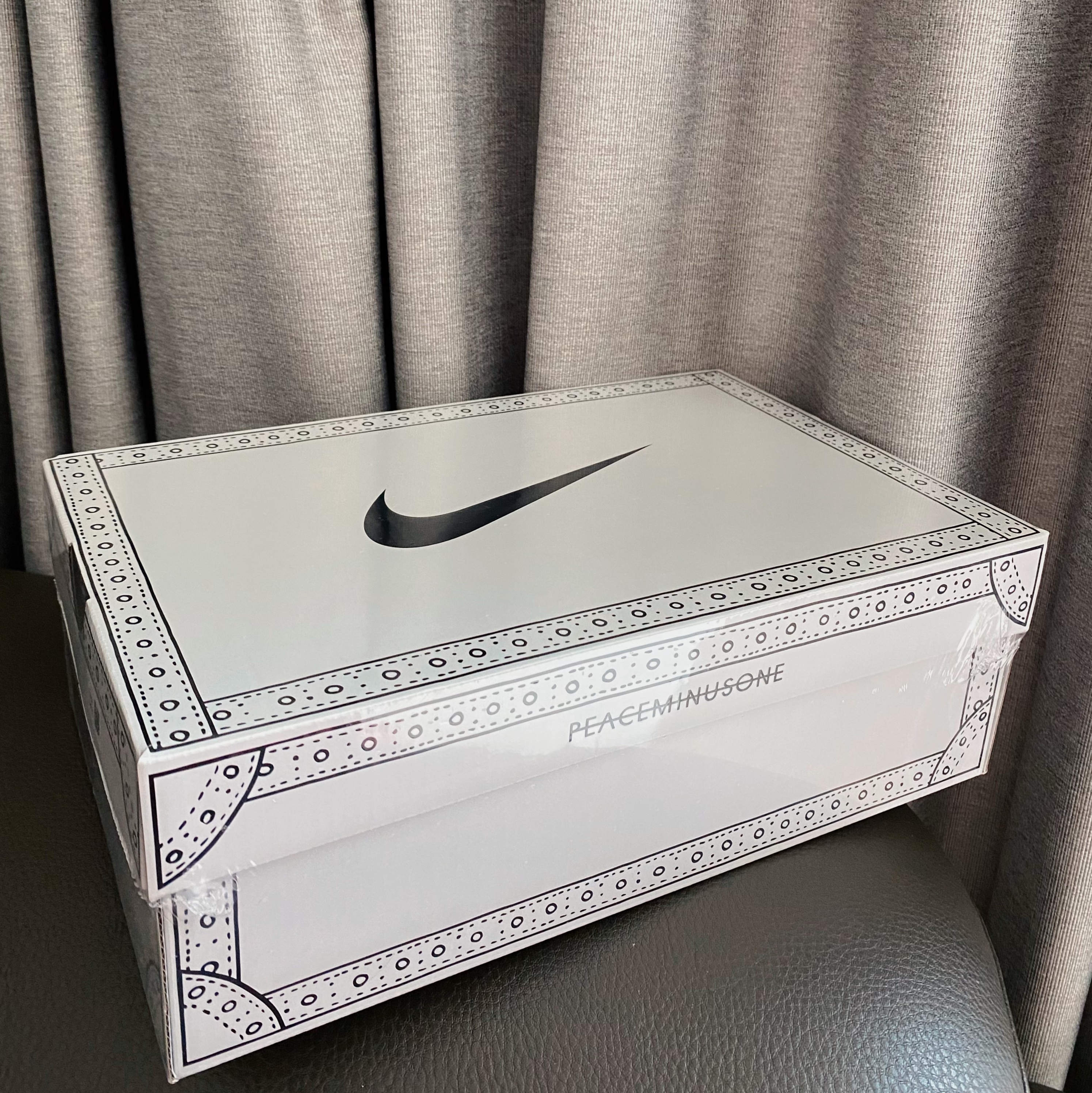 Nike x Peaceminusone Kwondo1 Black and White 착용 스타일 - 3