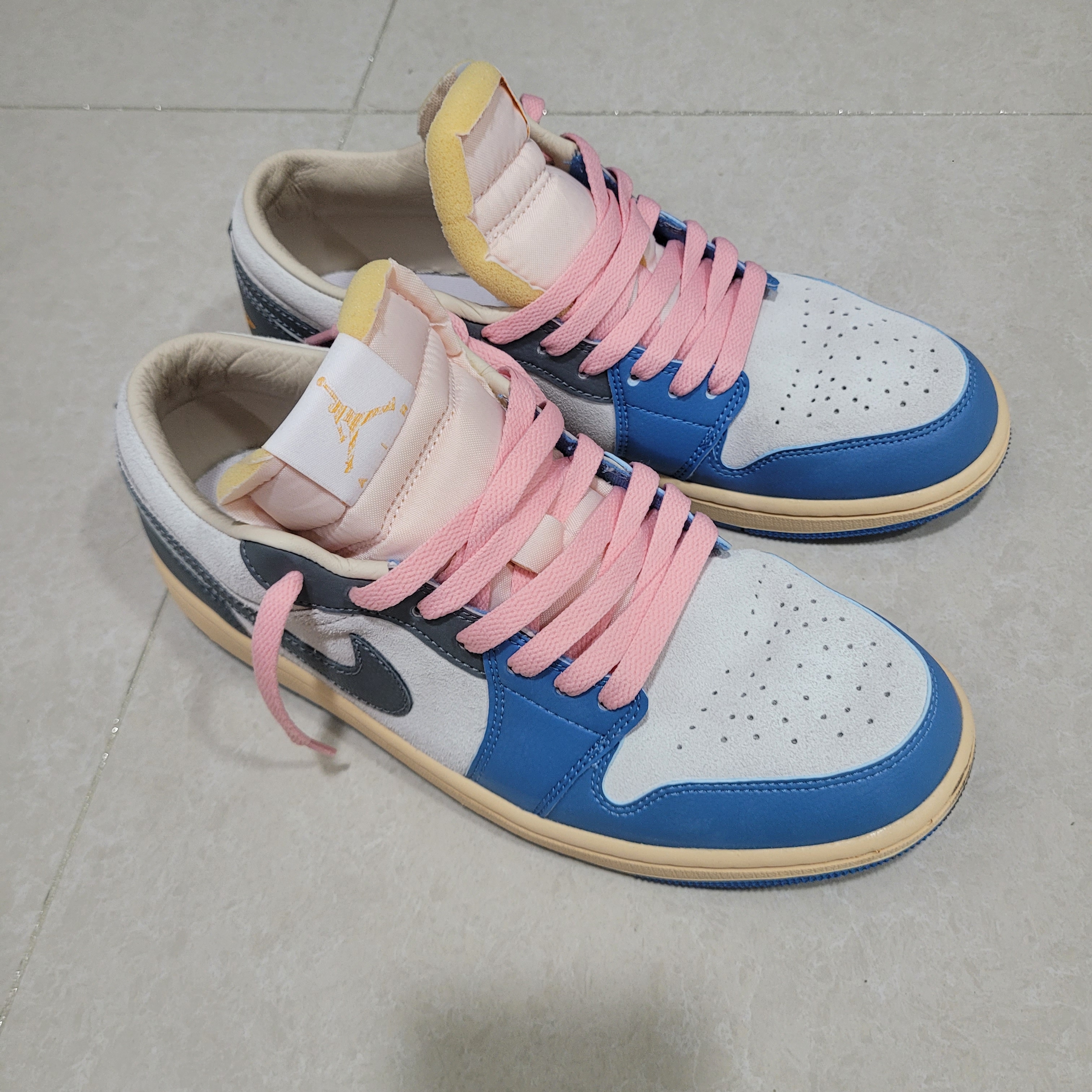 Jordan 1 Low SE Tokyo 96 착용 스타일 - 1