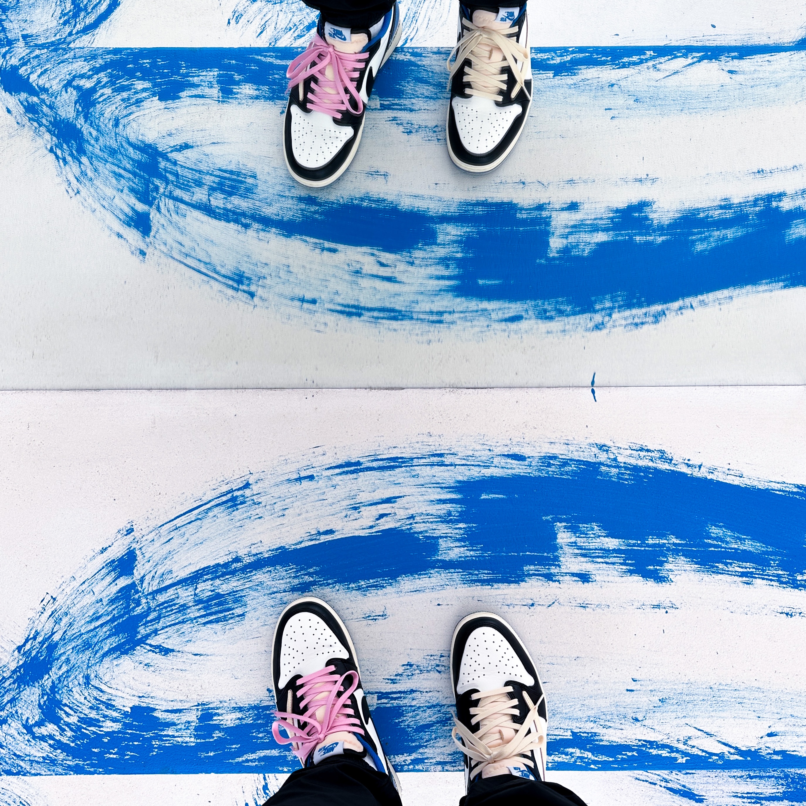 Jordan 1 x Travis Scott x Fragment Retro Low OG SP Military Blue 착용 스타일