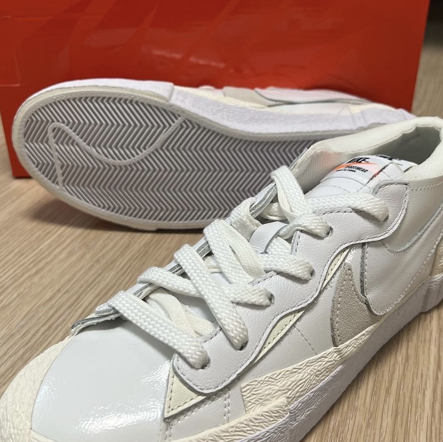 Nike x Sacai Blazer Low White Patent Leather 착용 스타일
