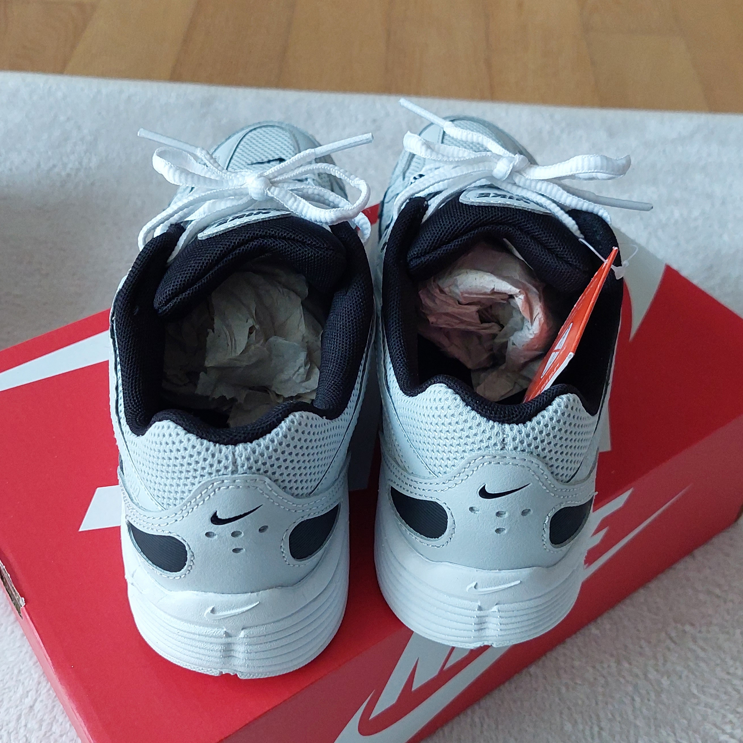 Nike P-6000 Pure Platinum 착용 스타일 - 5