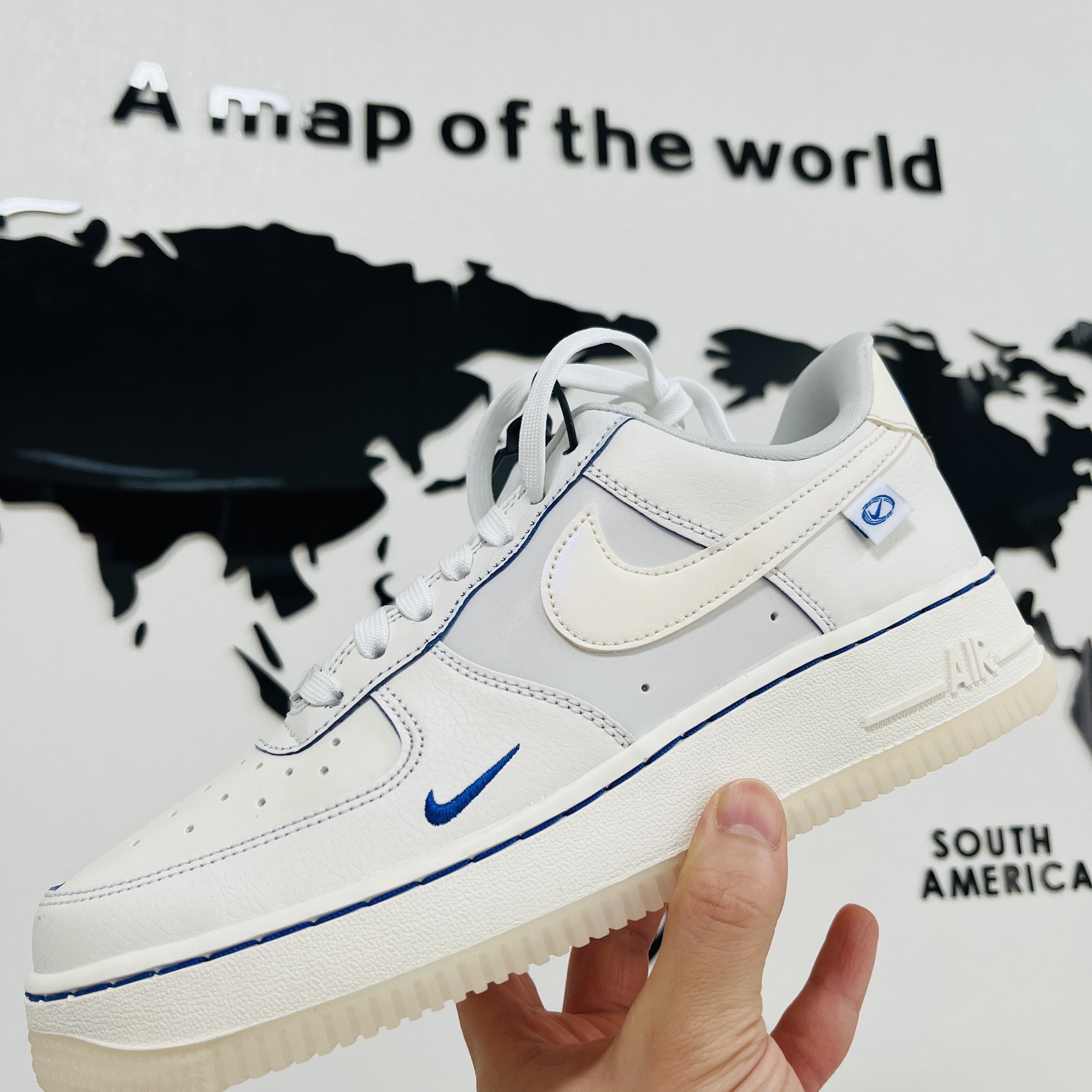 (W) Nike Air Force 1 '07 LX Game Royal Sail 착용 스타일
