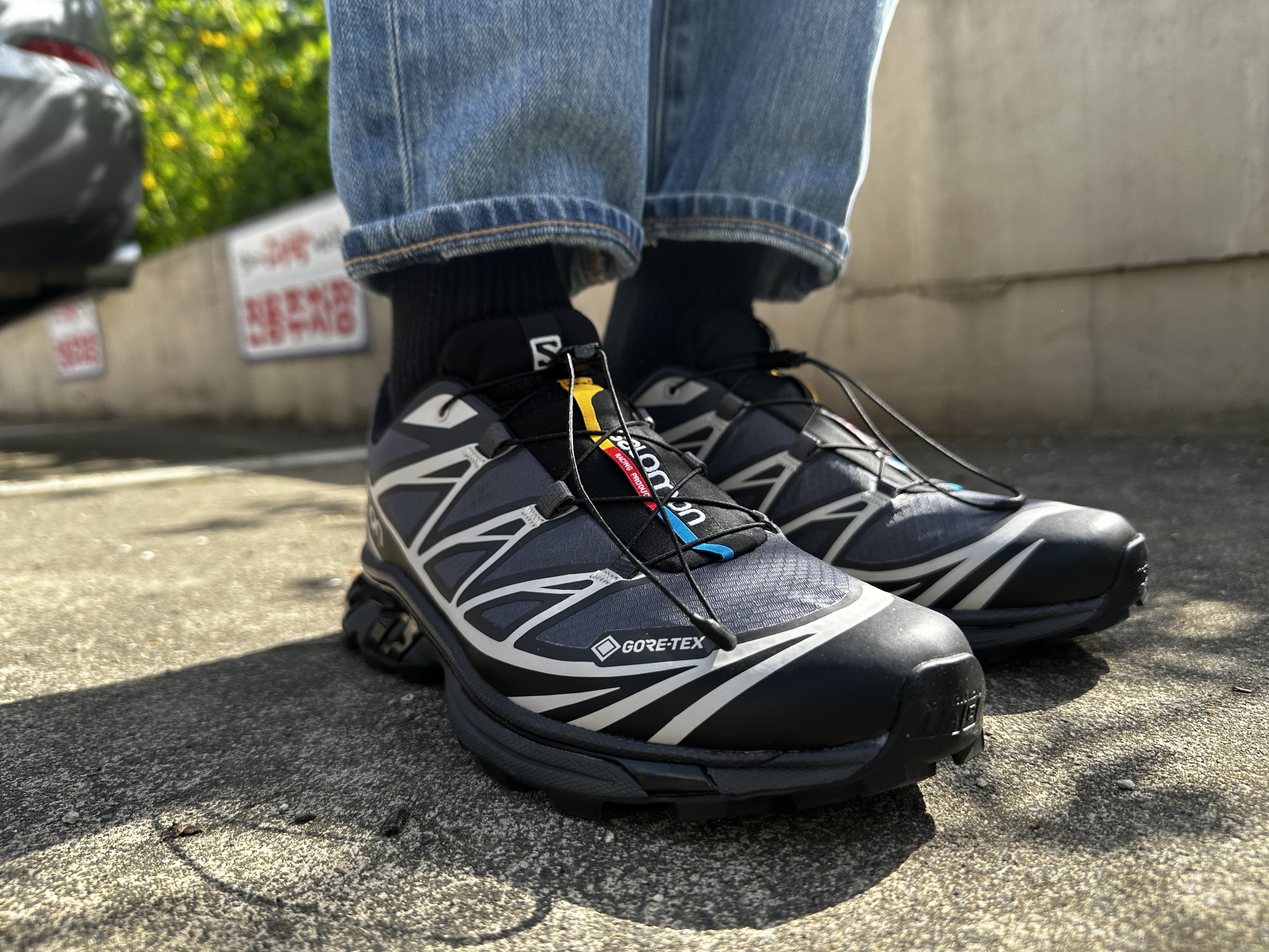 Salomon XT-6 Gore-Tex Black Ebony 착용 스타일